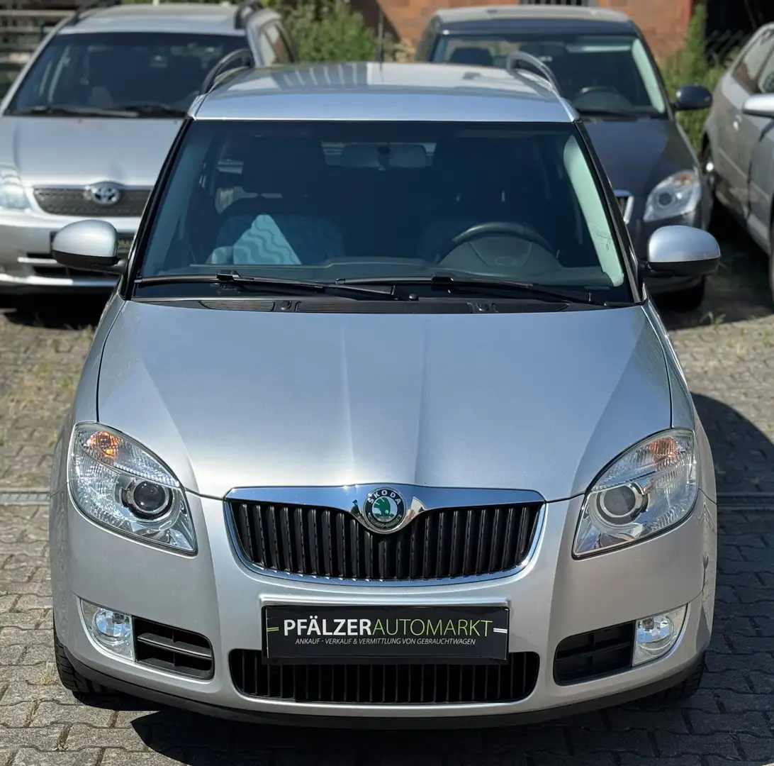 Skoda Fabia 1.6 Automatikgetriebe 92.000 km Scheckheftgepflegt Gris - 2
