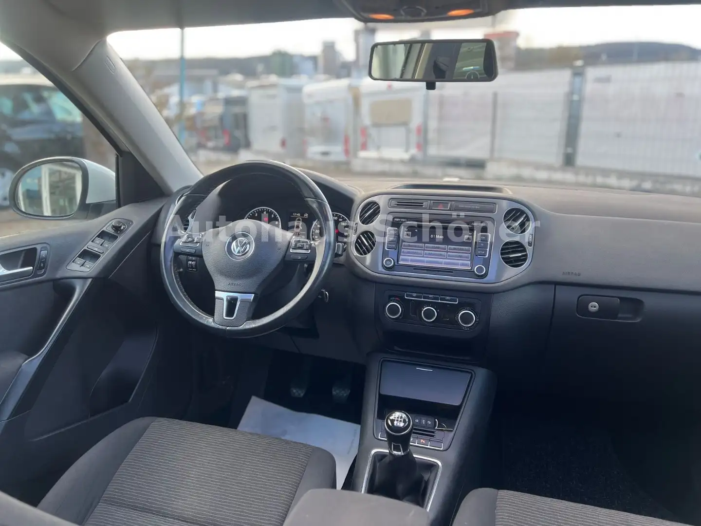 Volkswagen Tiguan Trend & Fun BMT**PANORAMA-KAMERA** Weiß - 2