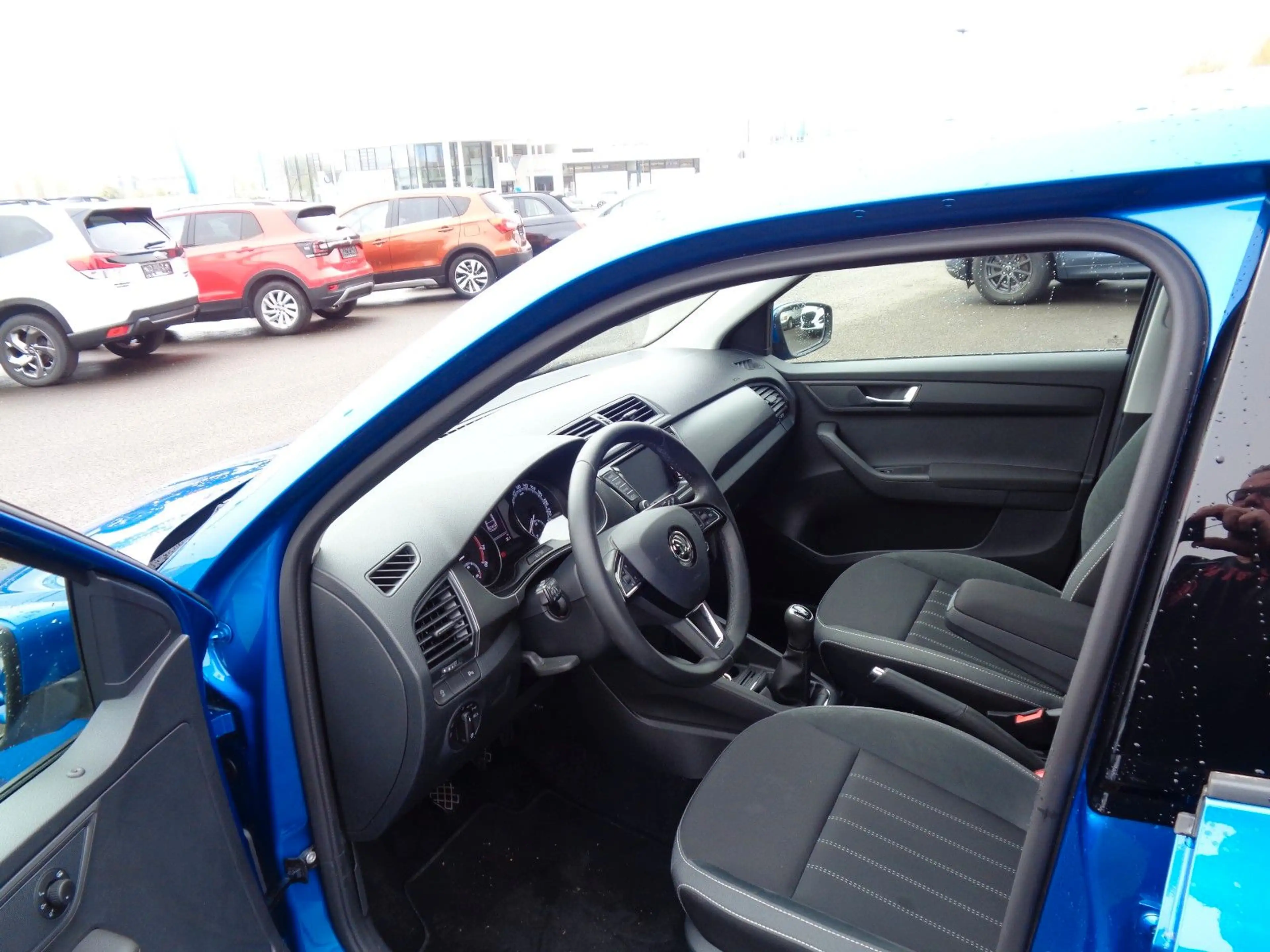 Skoda Fabia Style 6500Km,Navi,LED,PDC. — photo 8