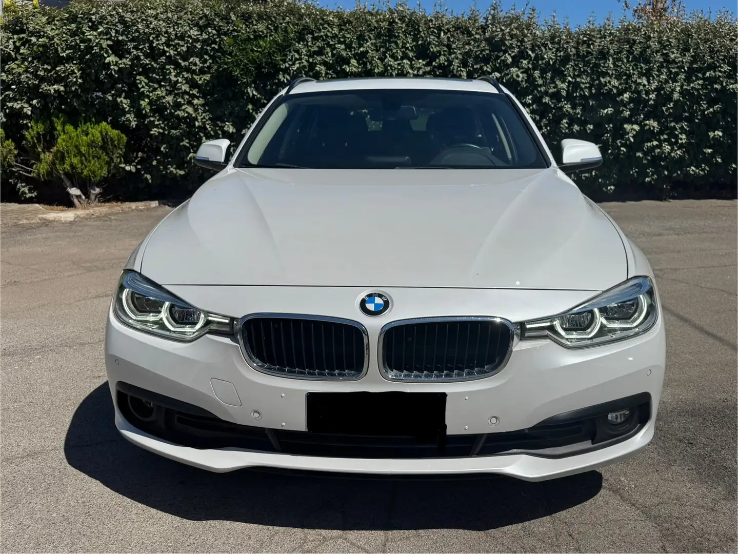 BMW 318 318d Touring Business Advantage auto Wit - 2