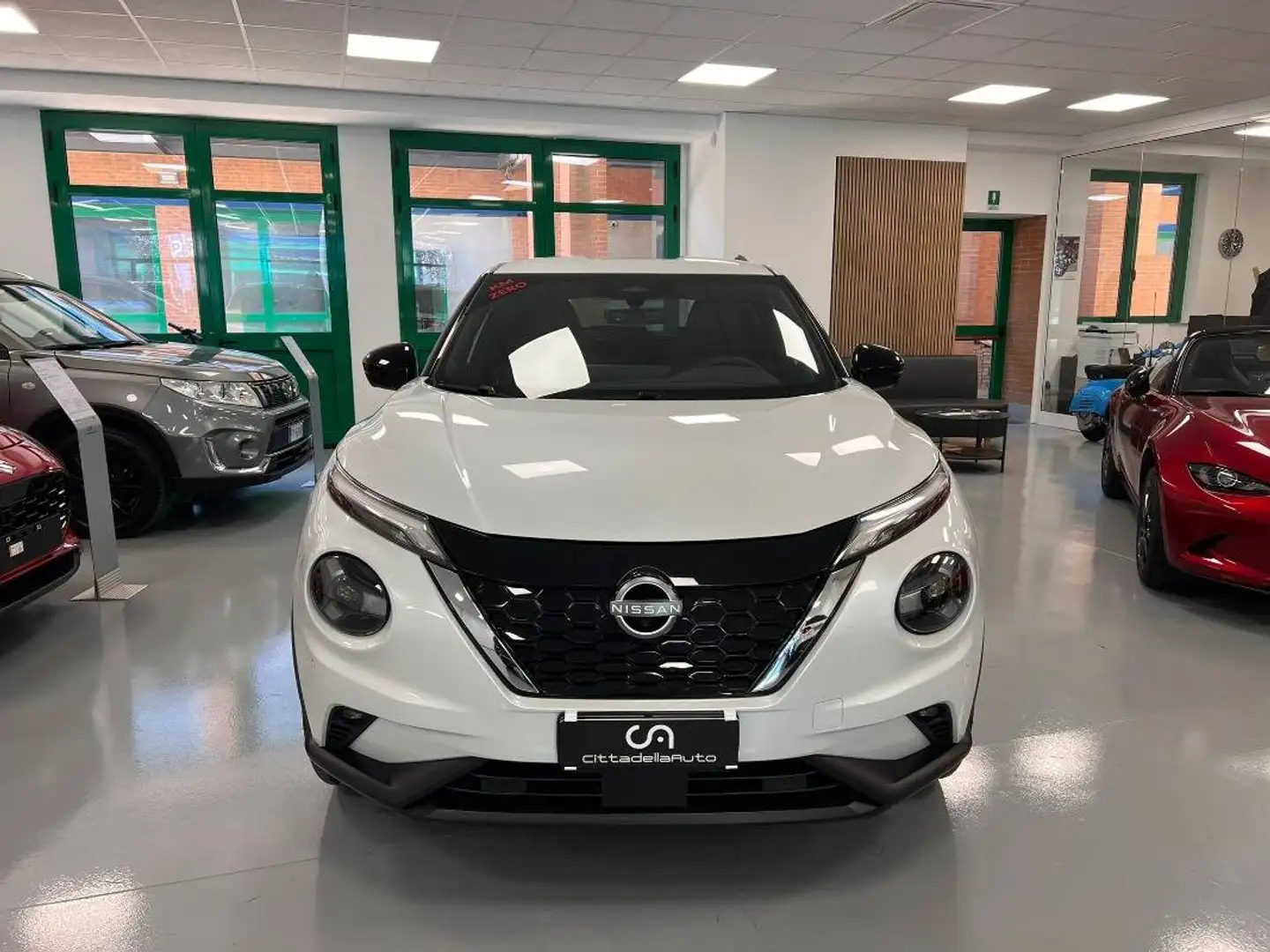 Nissan Juke 1.6 hev N-Connecta Bianco - 2