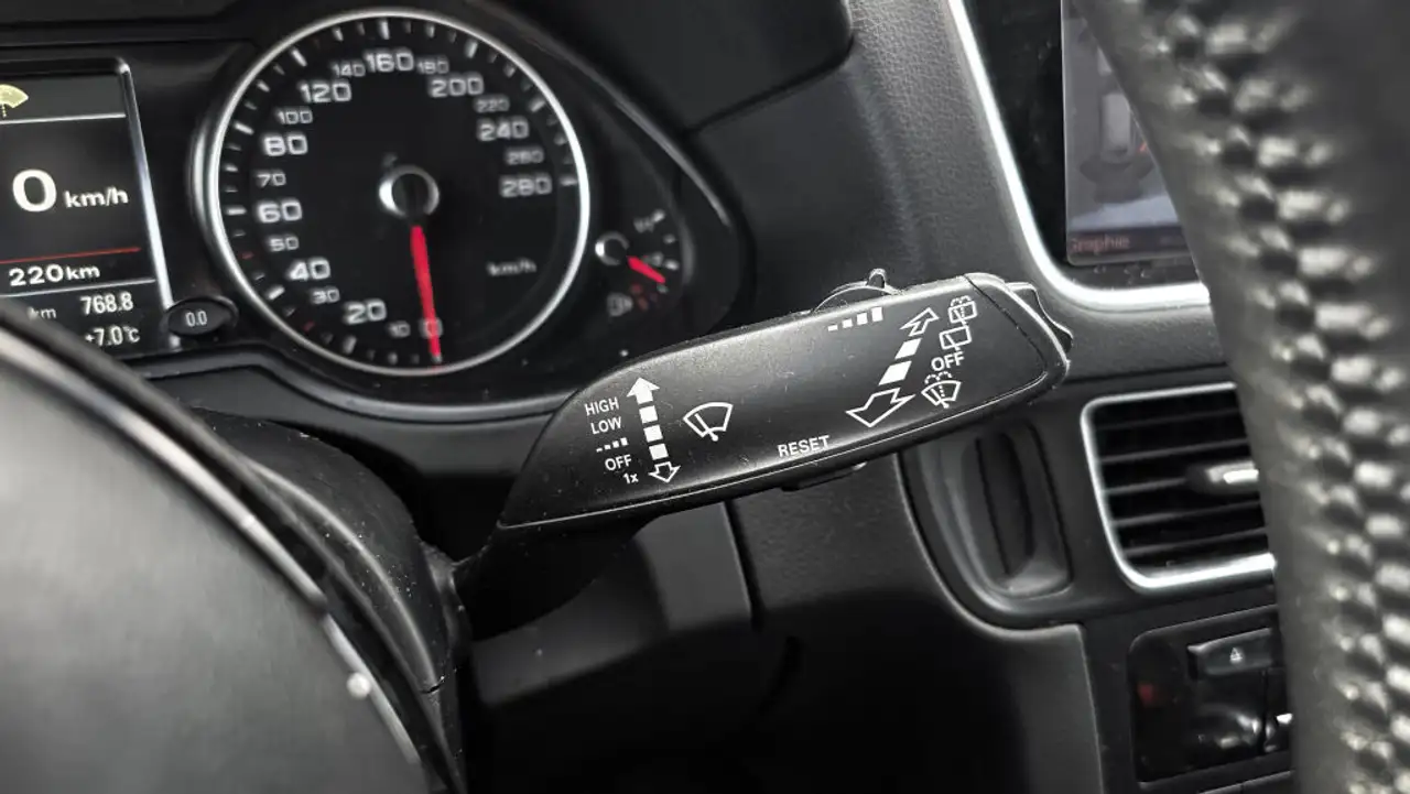 Audi Q5 снимка Audi Q5