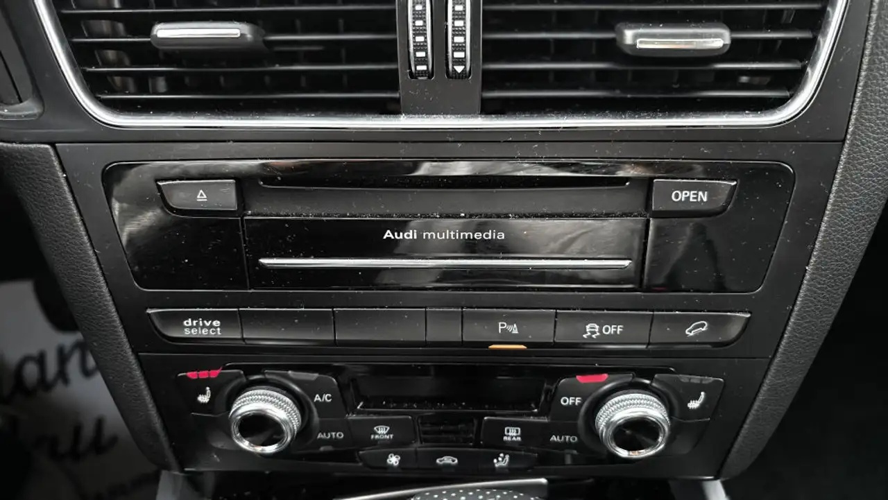 Audi Q5 снимка Audi Q5