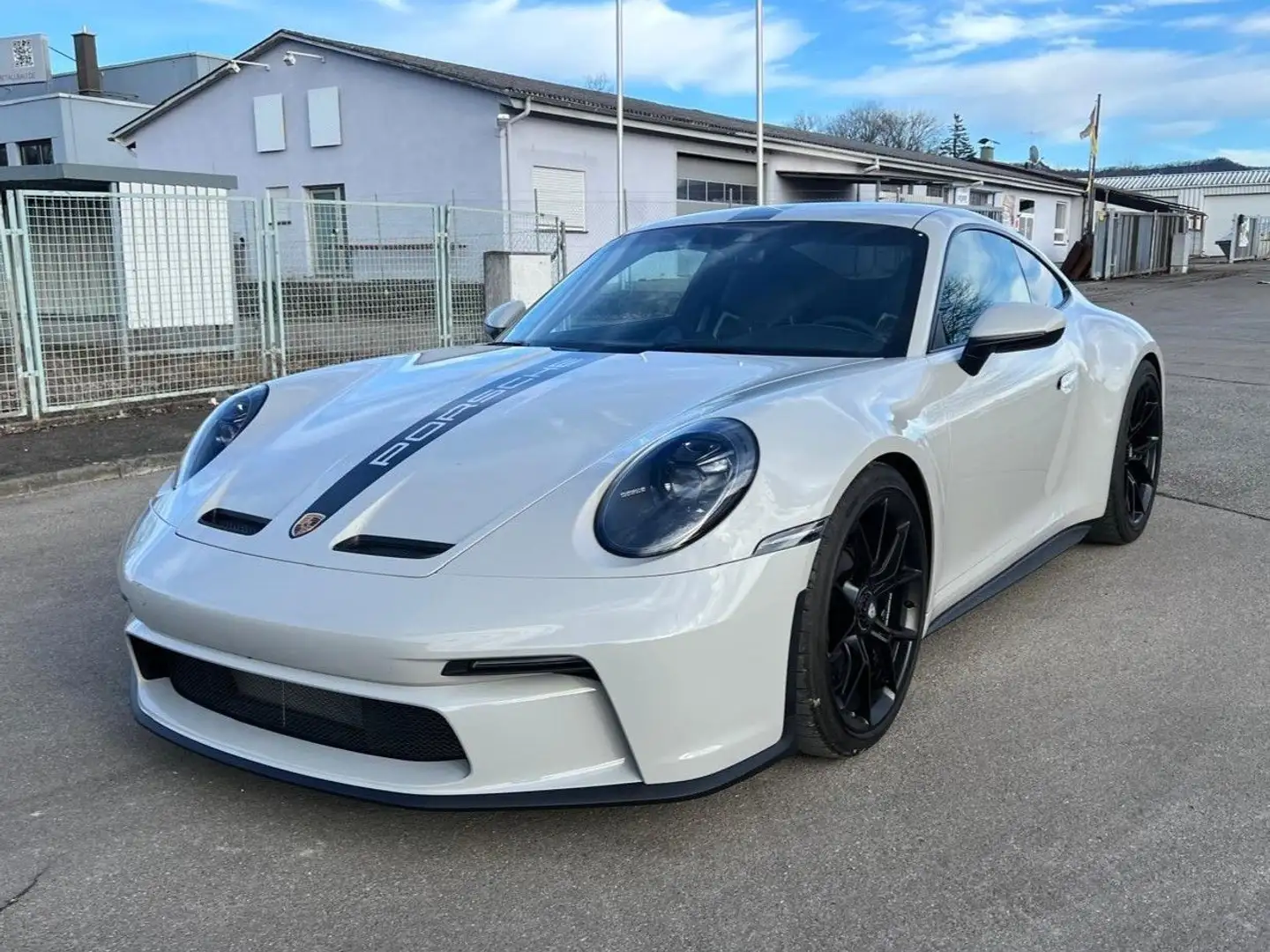 Porsche 992 GT3 Touring PDK | Kreide | 1.500 Km | 1. Hd Grijs - 2