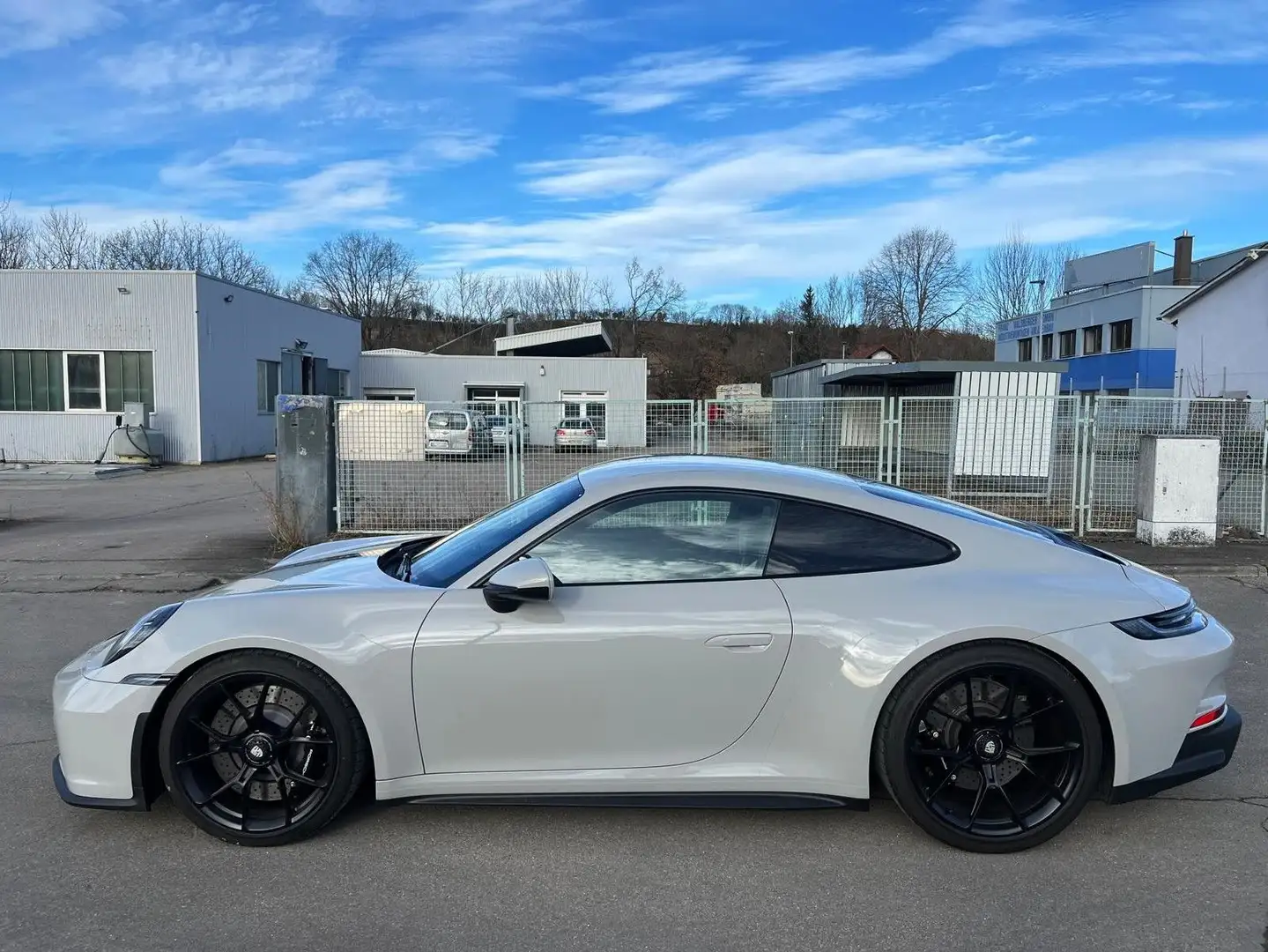 Porsche 992 GT3 Touring PDK | Kreide | 1.900 Km | 1. Hd Grau - 2