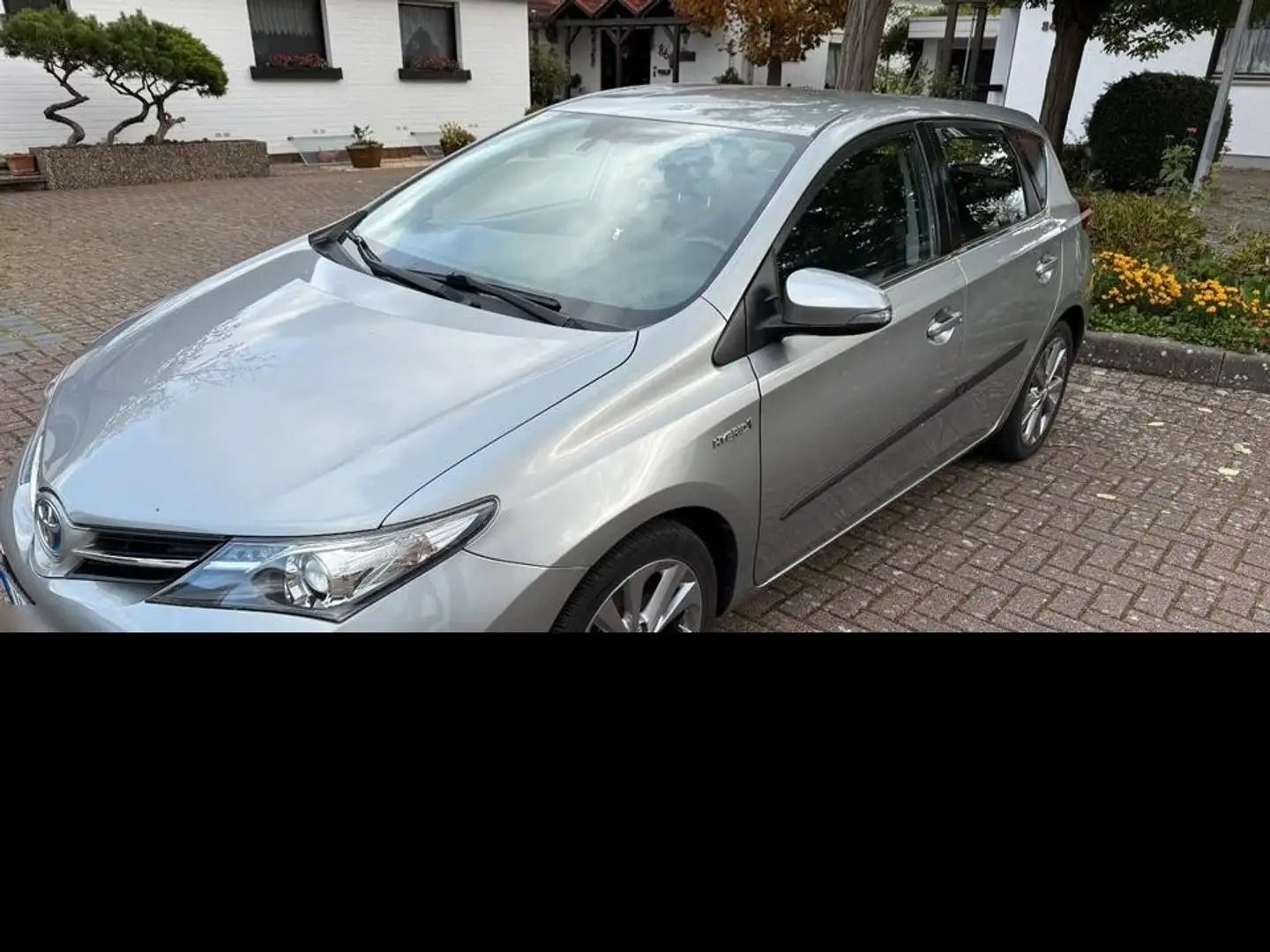Toyota Auris Hybride 136h Business - 2