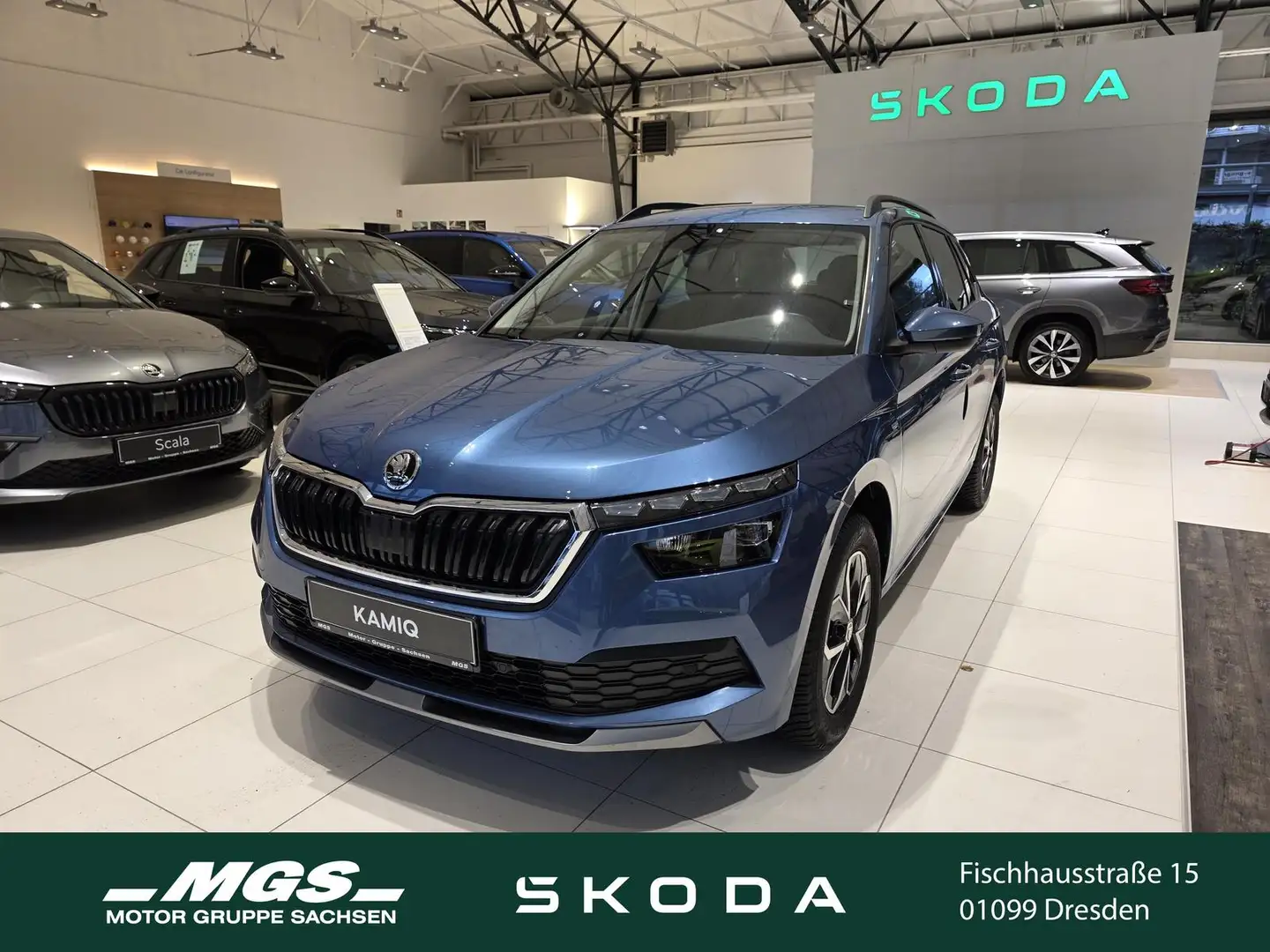 Skoda Kamiq 1.5 TSI DSG Drive 125 Blau - 1