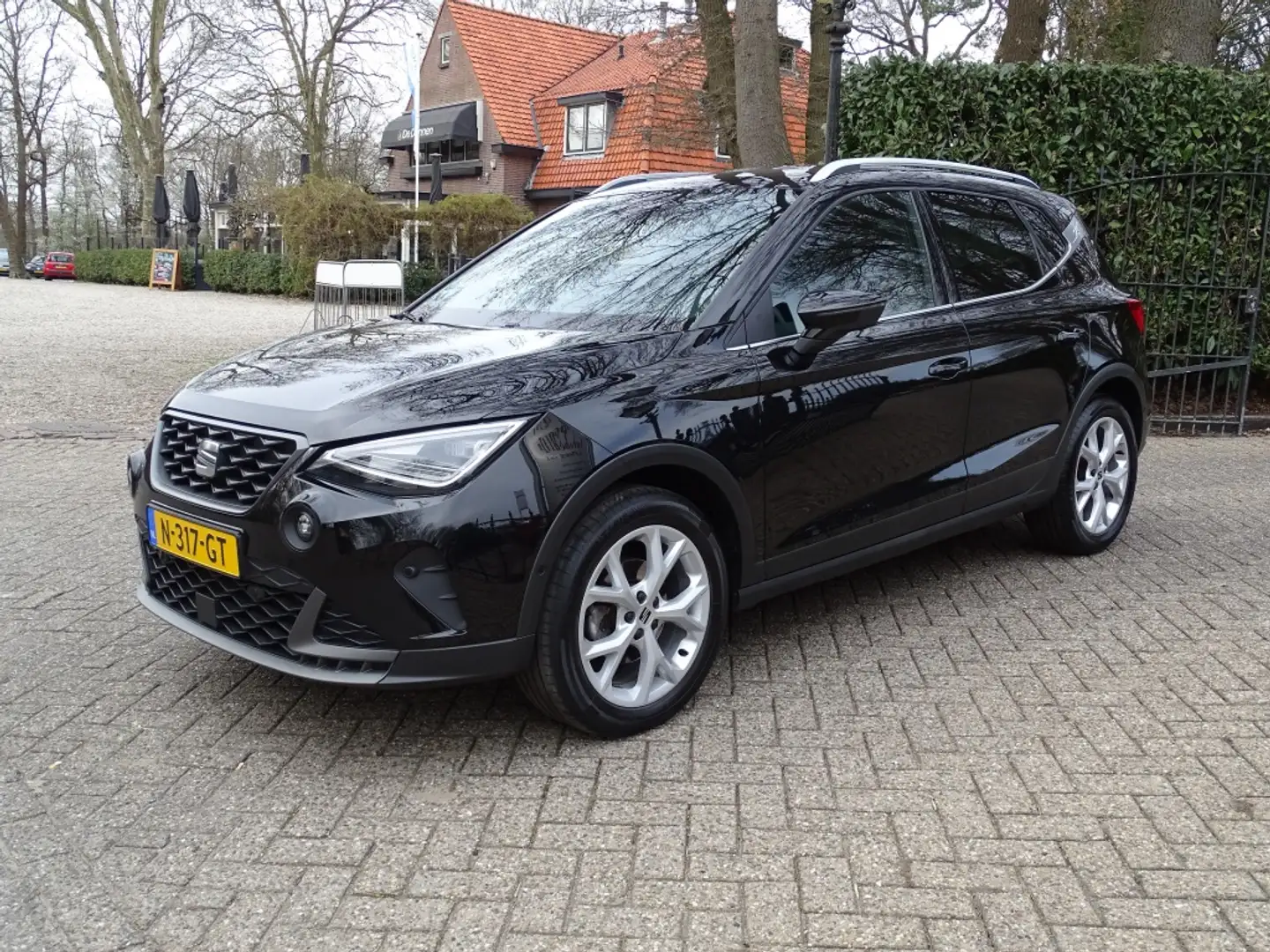 SEAT Arona 1.0 TSI FR Bns Int VIRTUAL COCKPIT 1e eig NWST Zwart - 2