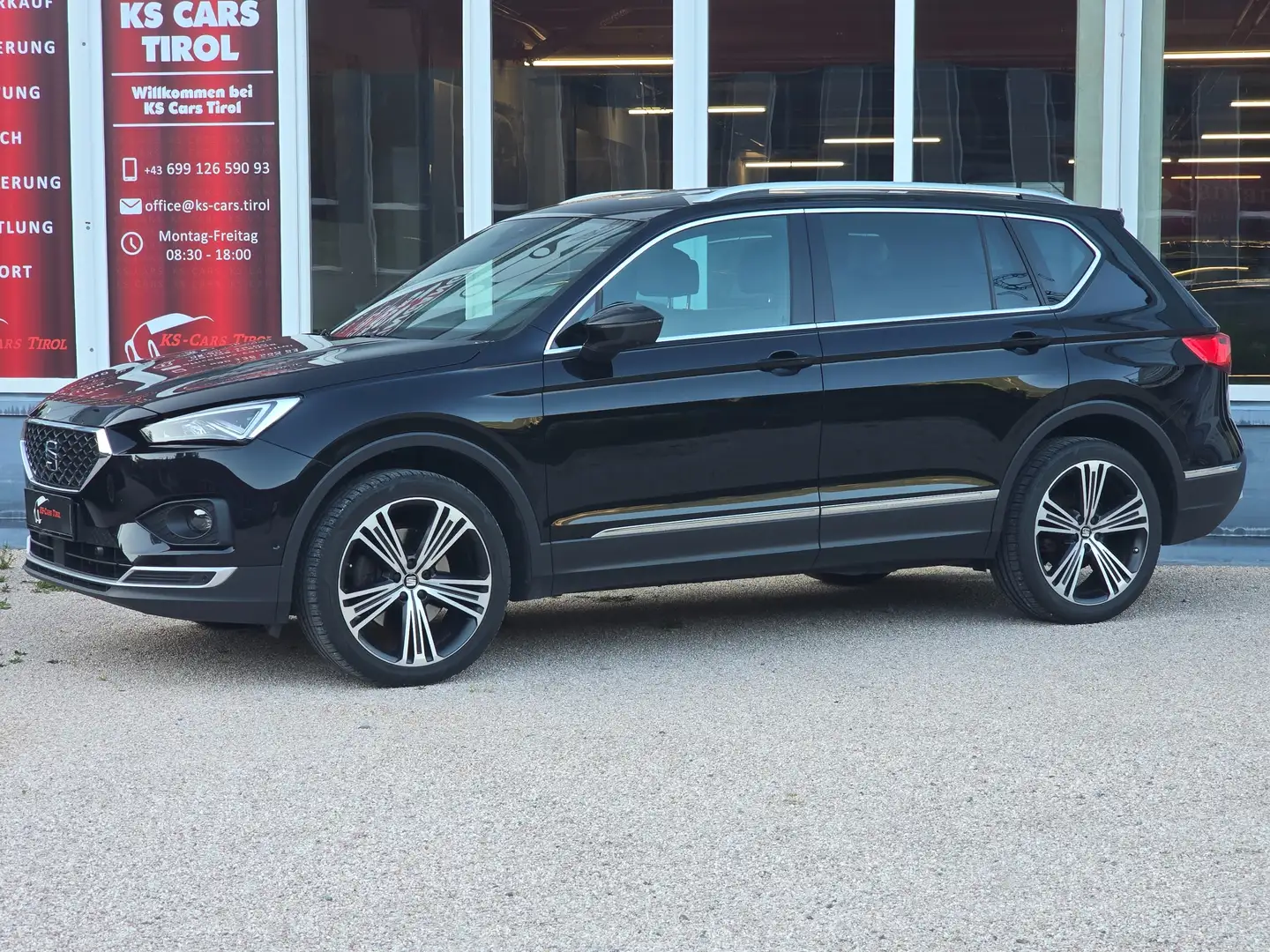 SEAT Tarraco Xcellence 4Drive DSG 7 SITZER Schwarz - 2