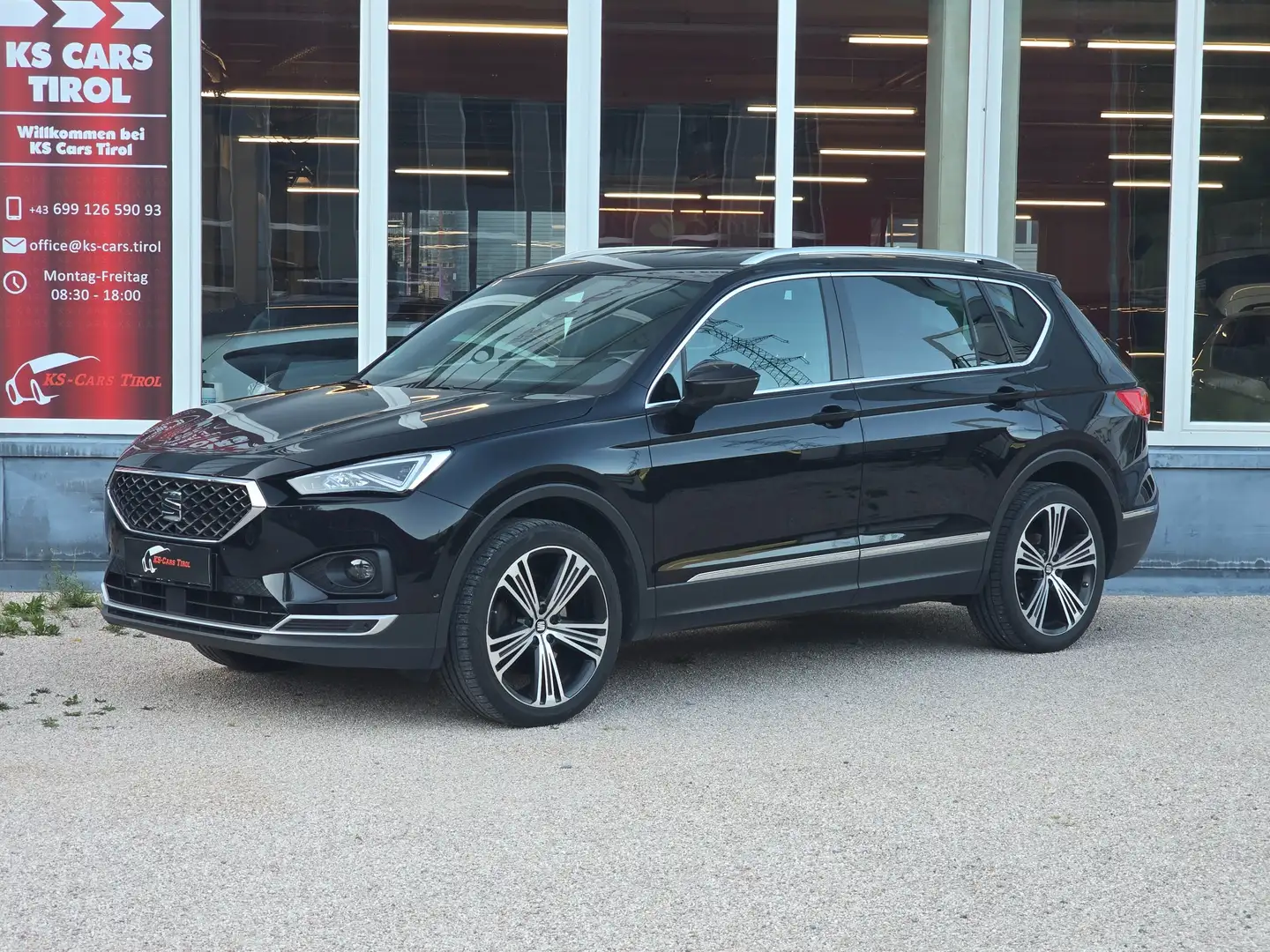 SEAT Tarraco Xcellence 4Drive DSG 7 SITZER Schwarz - 1