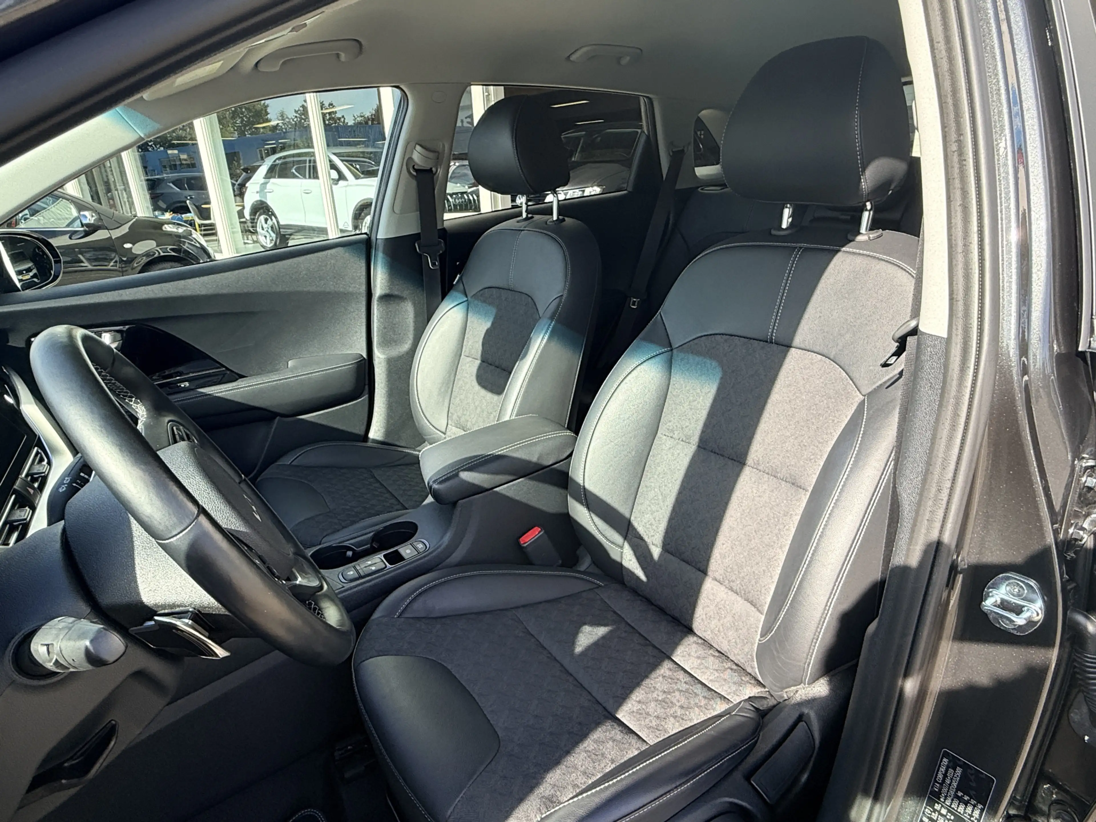 Kia Niro 1.6 GDi PHEV DynamicPlusLine | Trekhaak | Keyless — photo 19