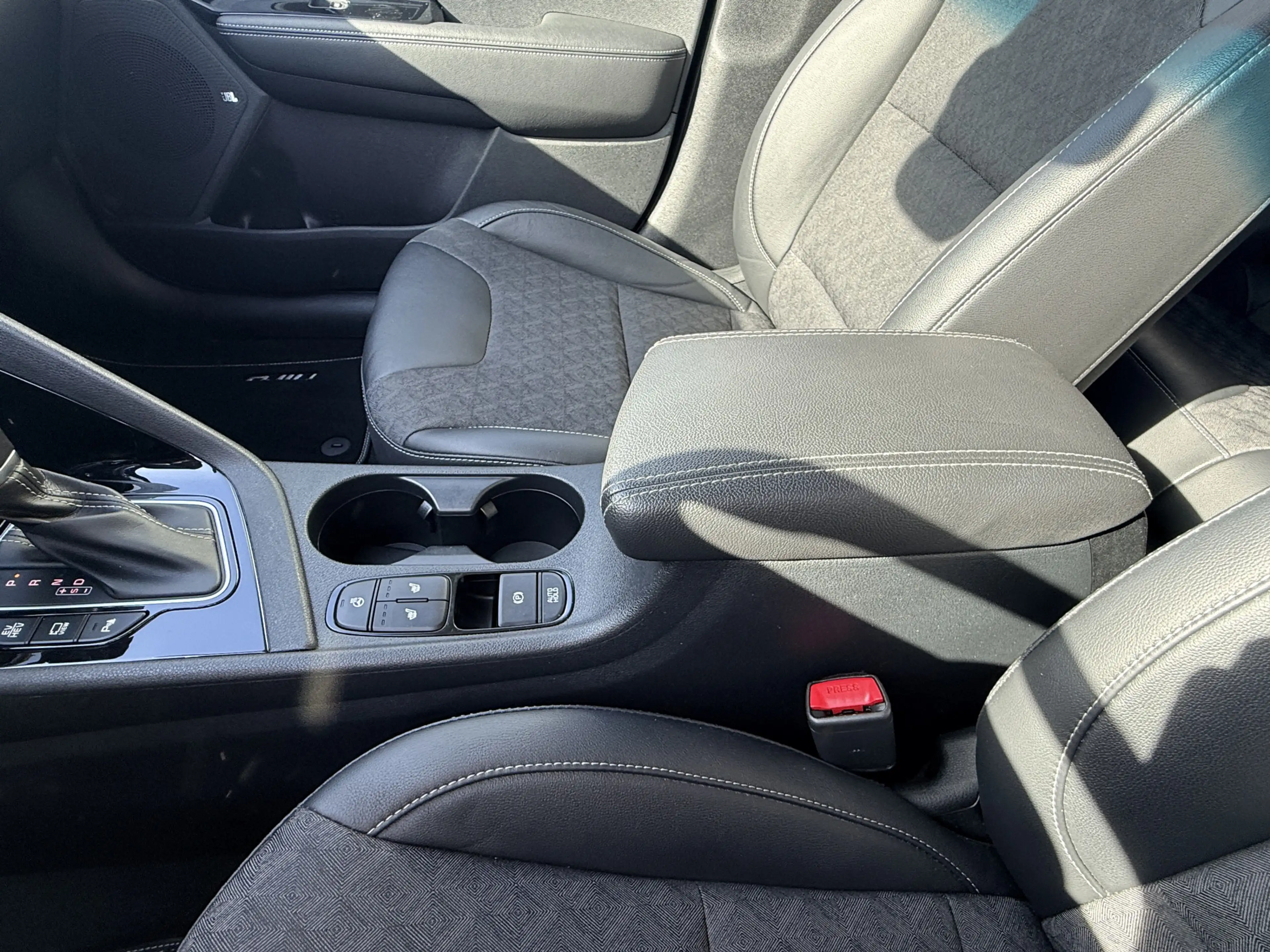 Kia Niro 1.6 GDi PHEV DynamicPlusLine | Trekhaak | Keyless — photo 27