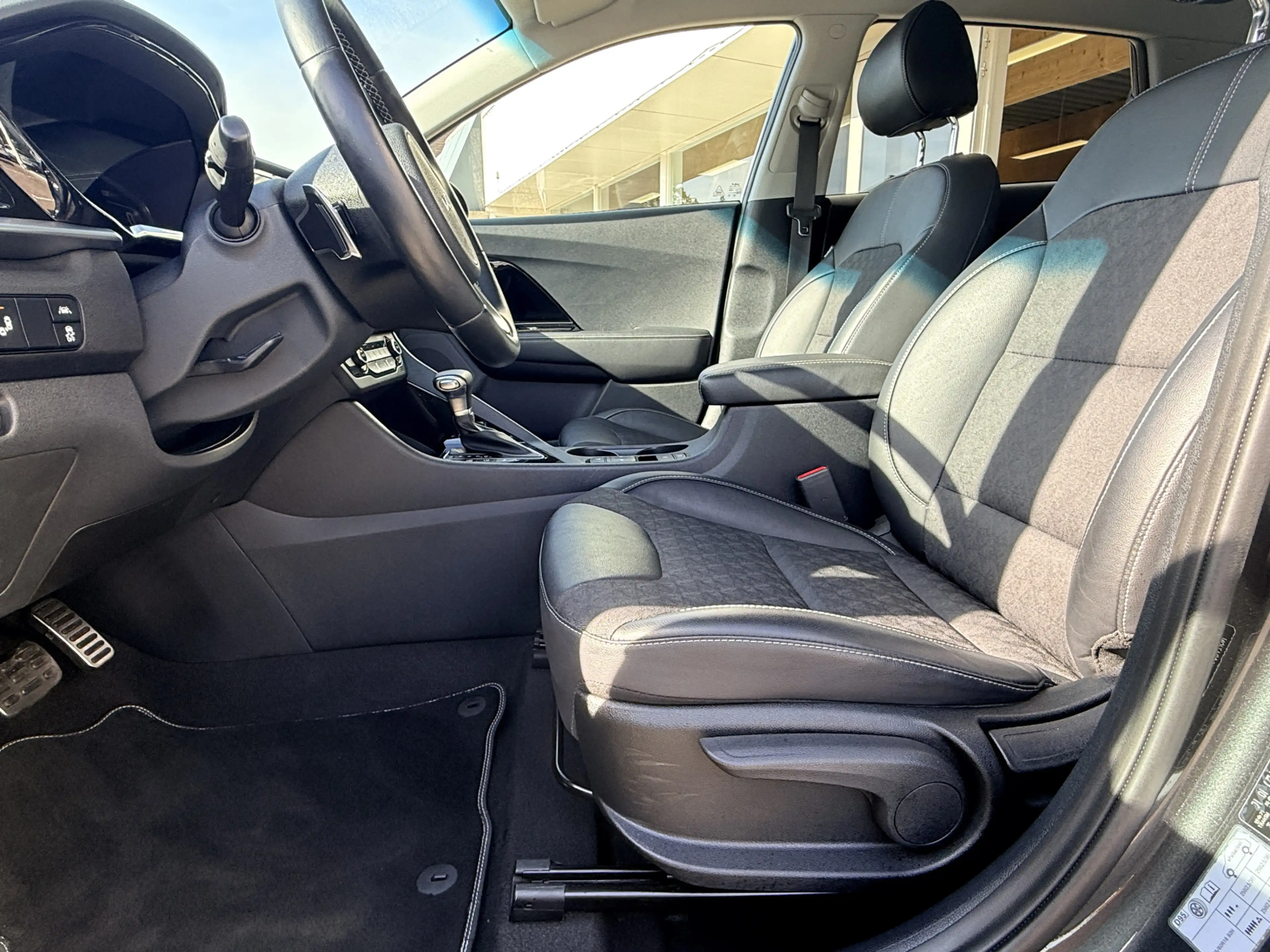 Kia Niro 1.6 GDi PHEV DynamicPlusLine | Trekhaak | Keyless — photo 20