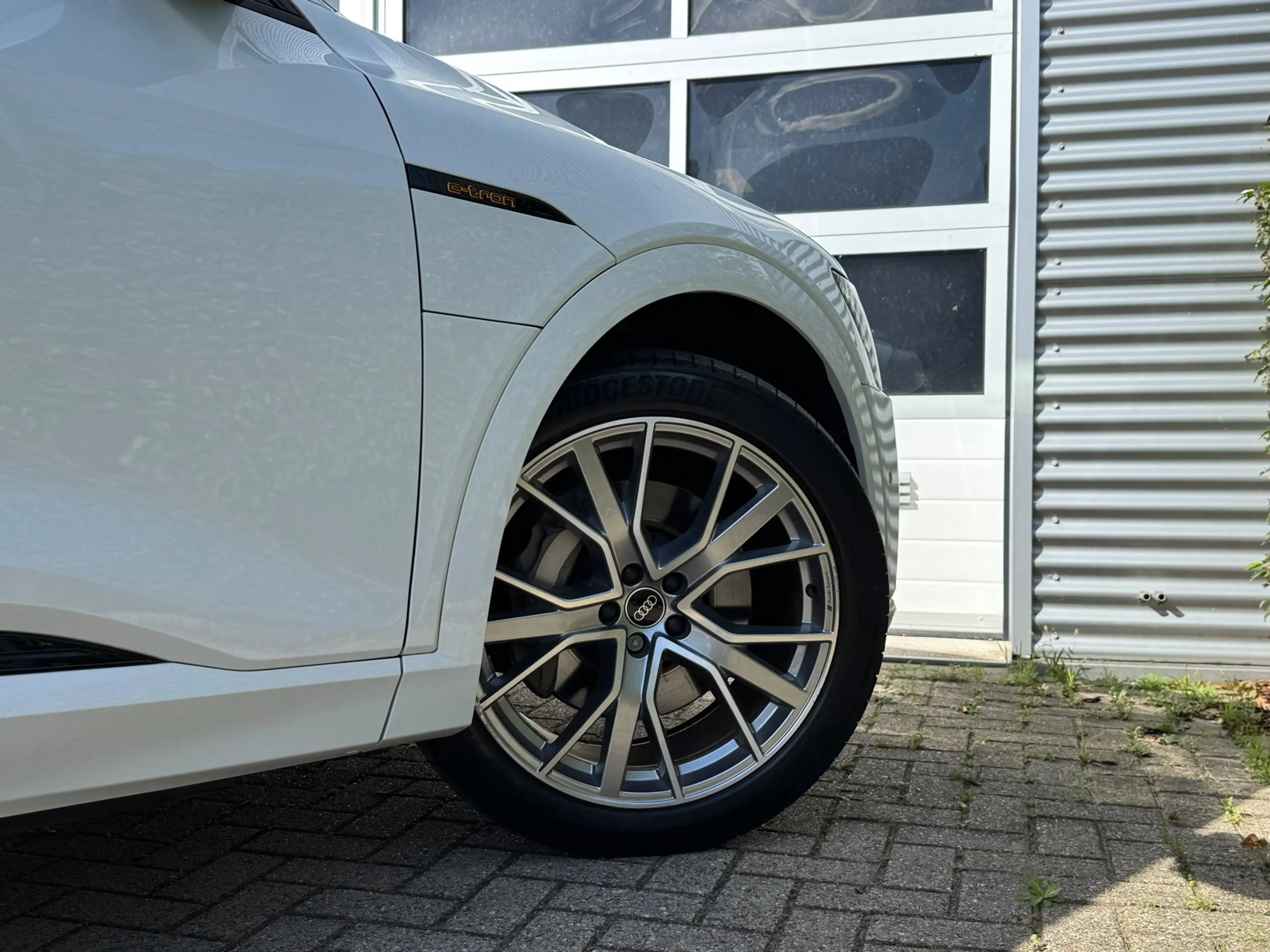 Audi e-tron Sportback 55 | SOH 94% | Panorama | 21'' | Zwart O — photo 11