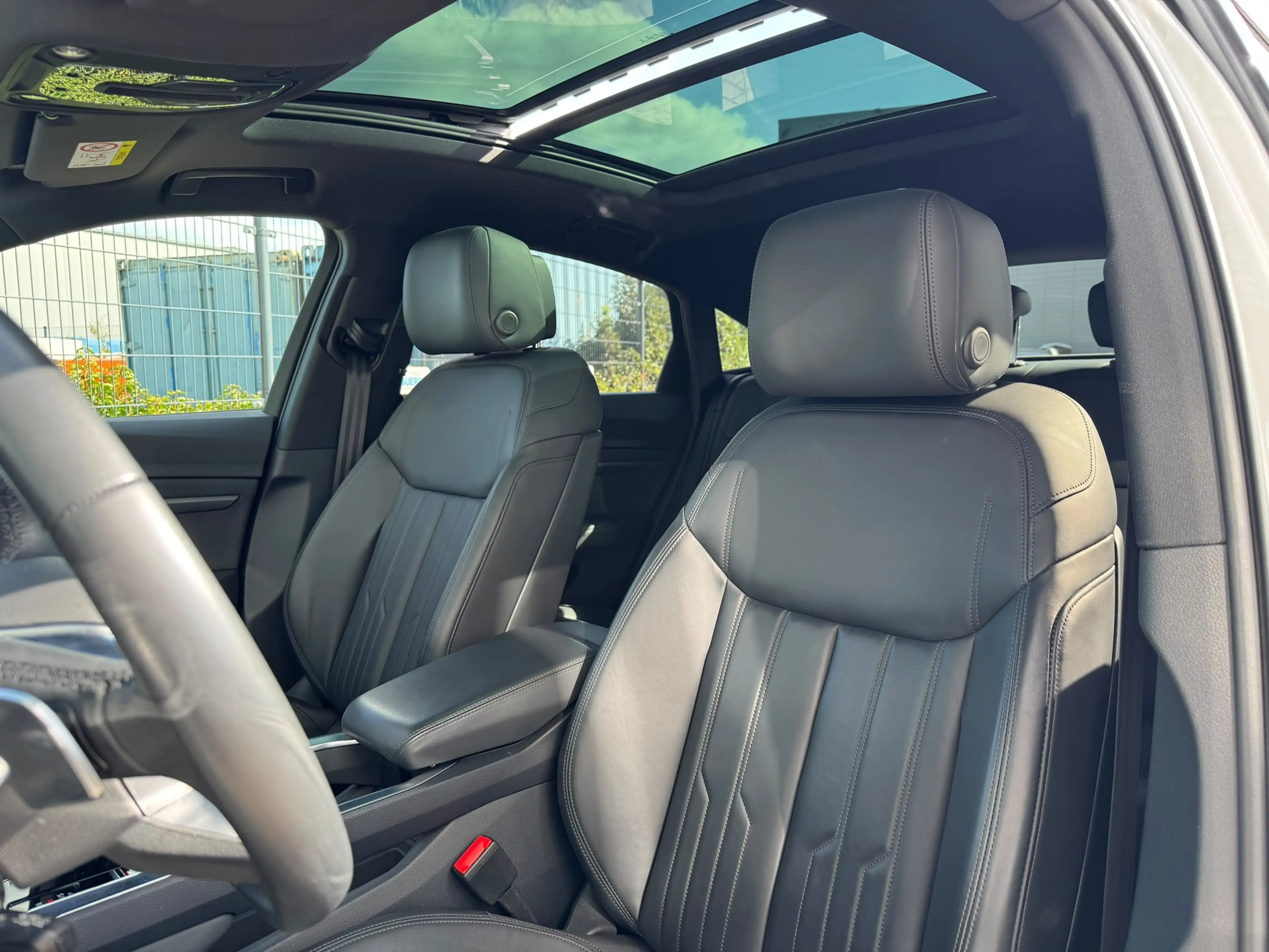 Audi e-tron Sportback 55 | SOH 94% | Panorama | 21'' | Zwart O — photo 3
