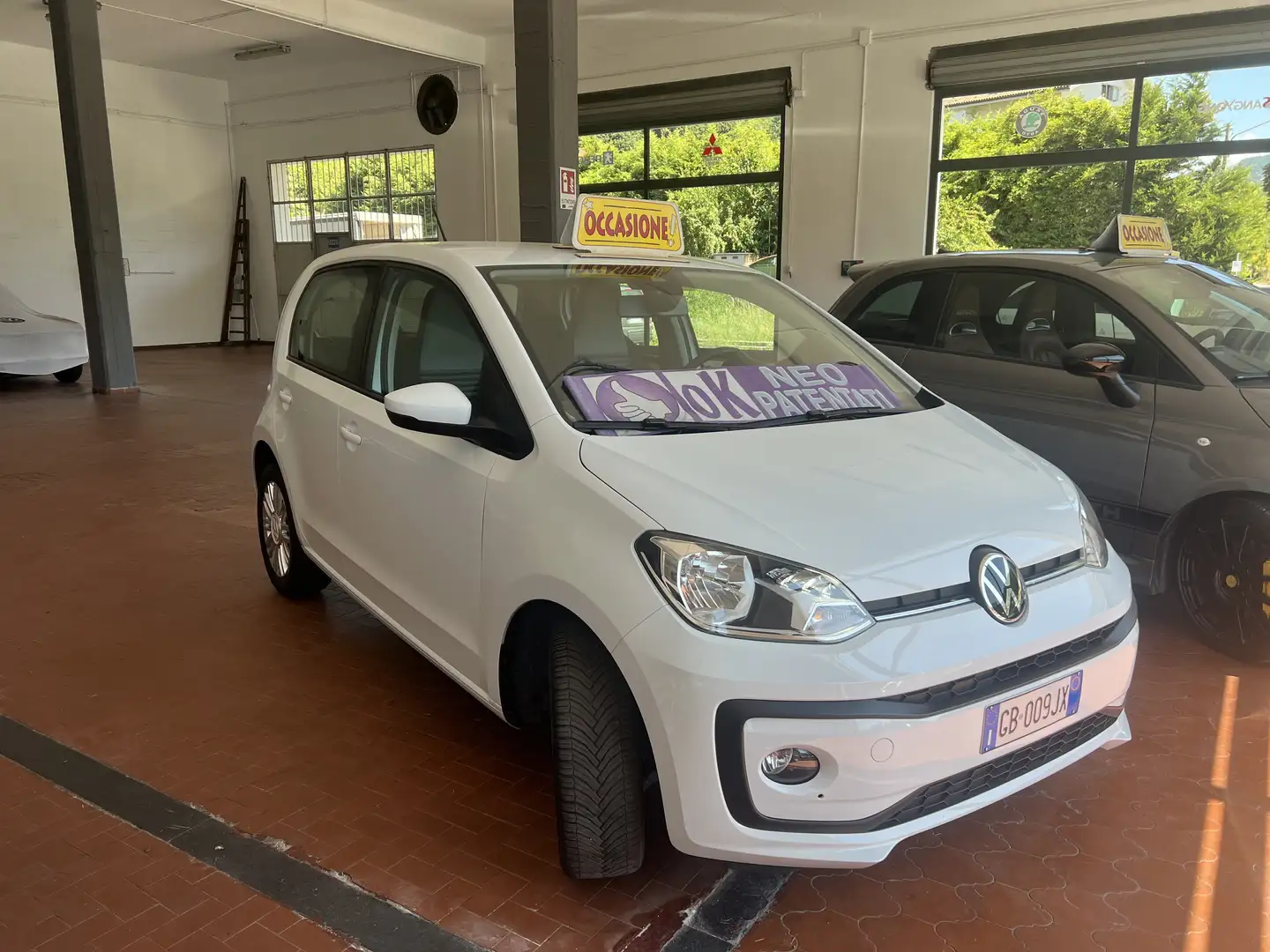Volkswagen up! up! 5p 2017 5p 1.0 Move 60cv my20(PERFETTA!!) Weiß - 1