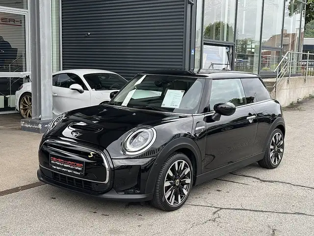 MINI Cooper S MINI Cooper SE 32,6kWh Aut. / Sportsitze / Pano...