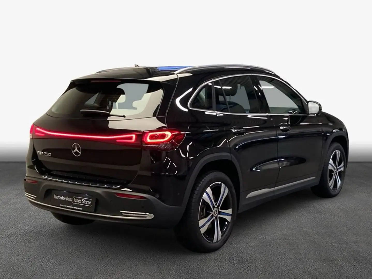 Mercedes-Benz EQA 250 EQA Schwarz - 2