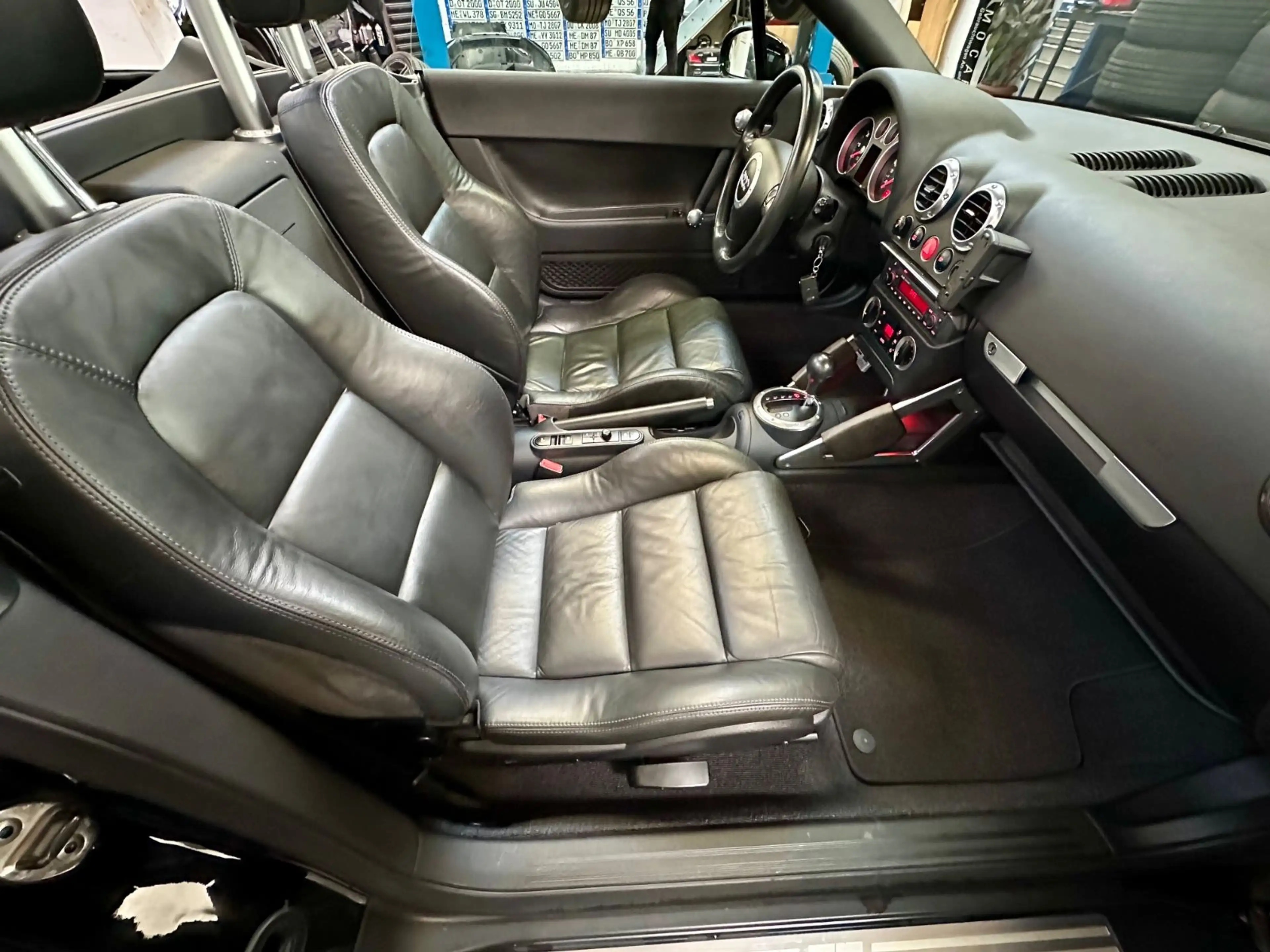 Audi TT Coupe/Roadster 1.8 T Roadster * Vollleder* — photo 14