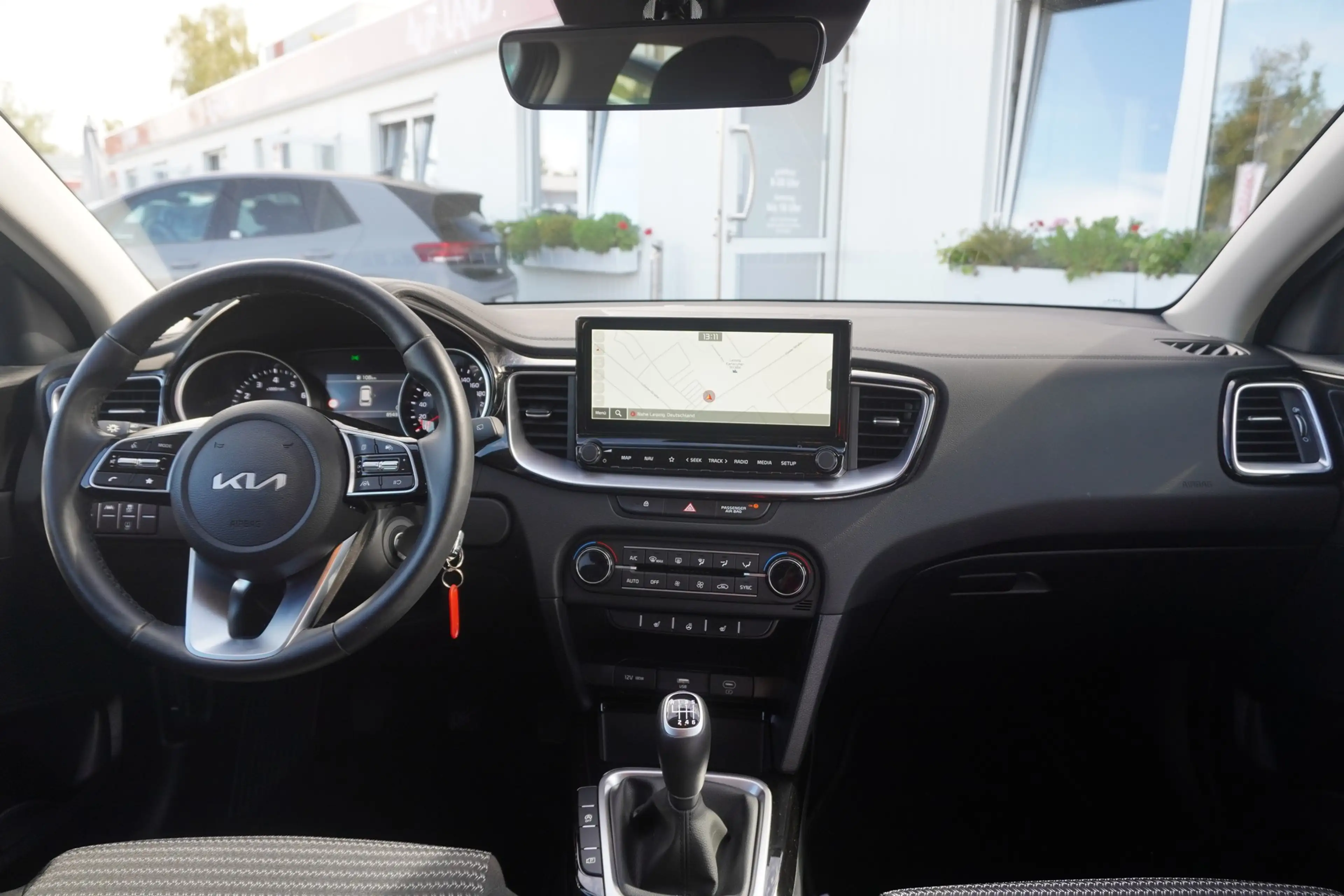 Kia Ceed SW / cee'd SW Ceed SW 1.5 T-GDI Navi Sitzheizung DAB Kamera — photo 13