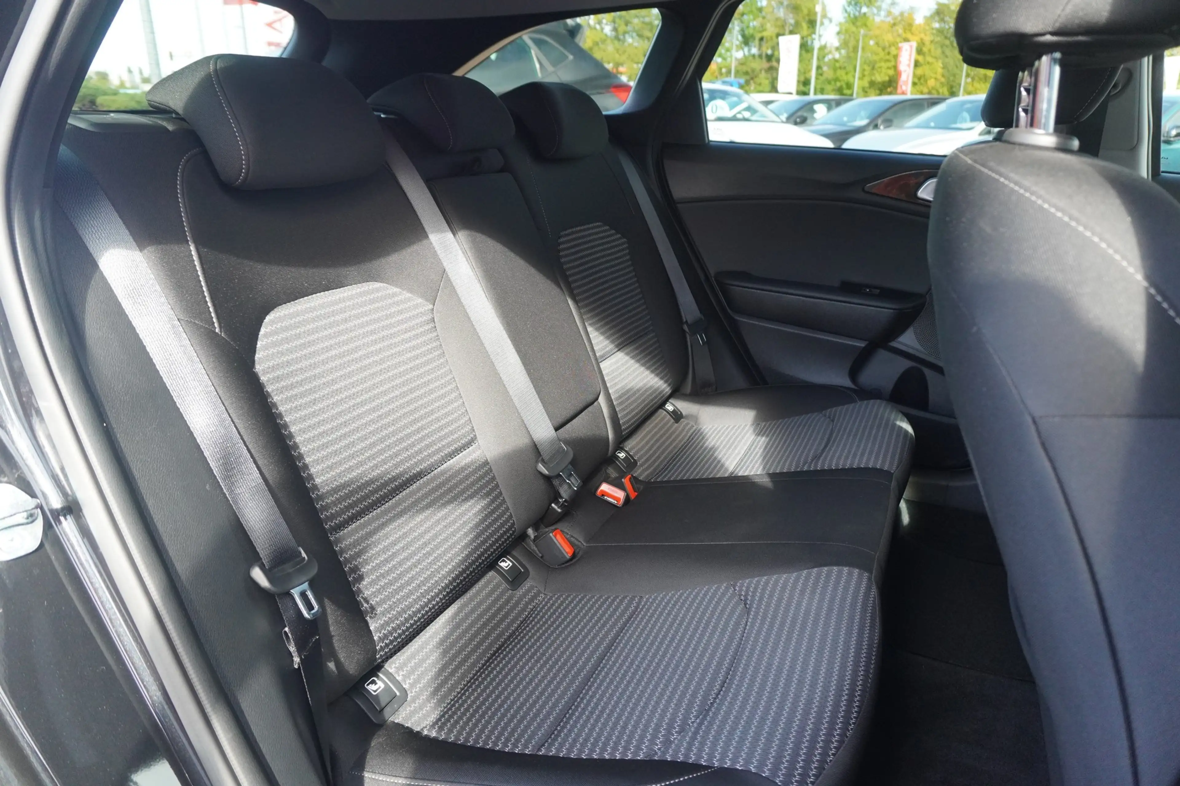 Kia Ceed SW / cee'd SW Ceed SW 1.5 T-GDI Navi Sitzheizung DAB Kamera — photo 10