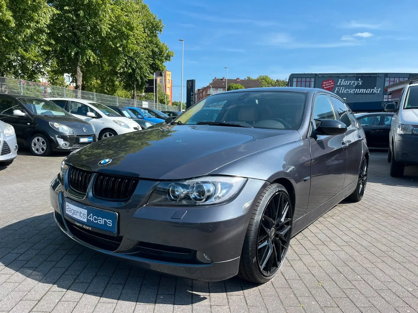 BMW 325 3 Lim. 325i°Garantie°Navi°Xenon°PDC°SitzHZG°LED Grau - 1