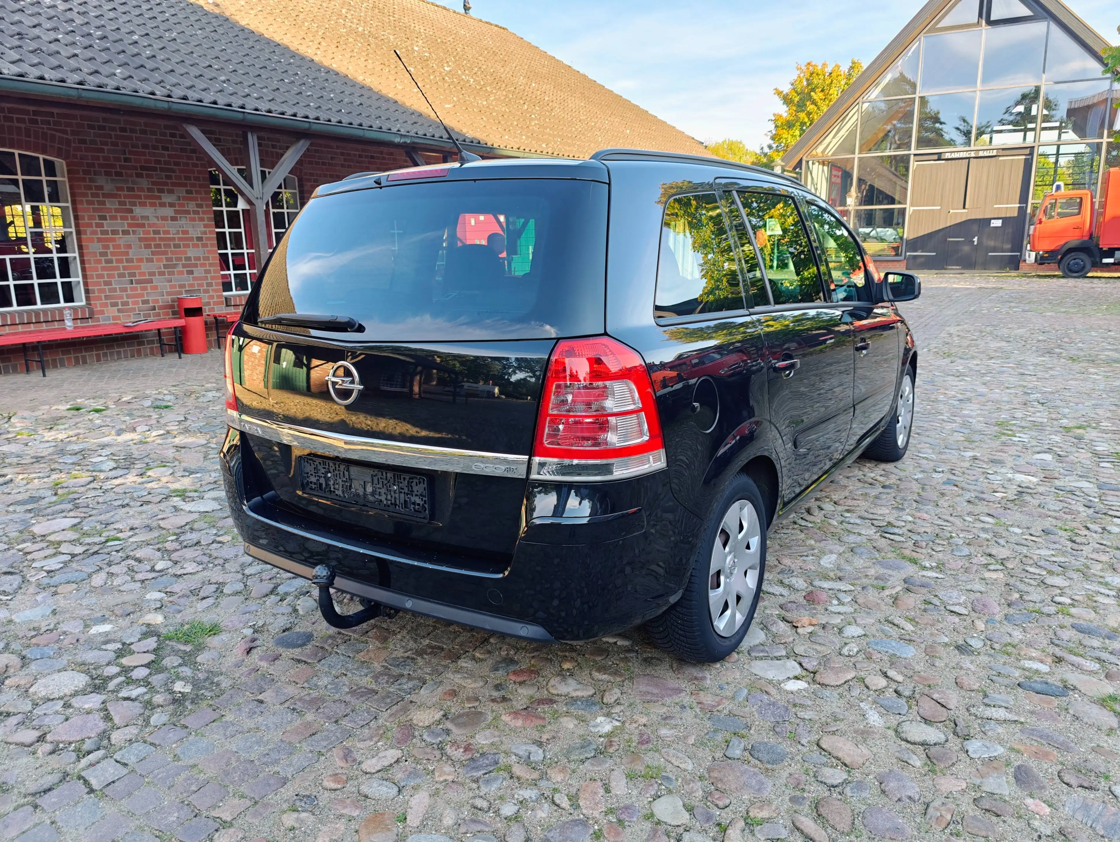 Opel Zafira Family 1,7 CDTI 6 Gang Schaltgetriebe/ Navigation / Klimaautomatik — photo 3