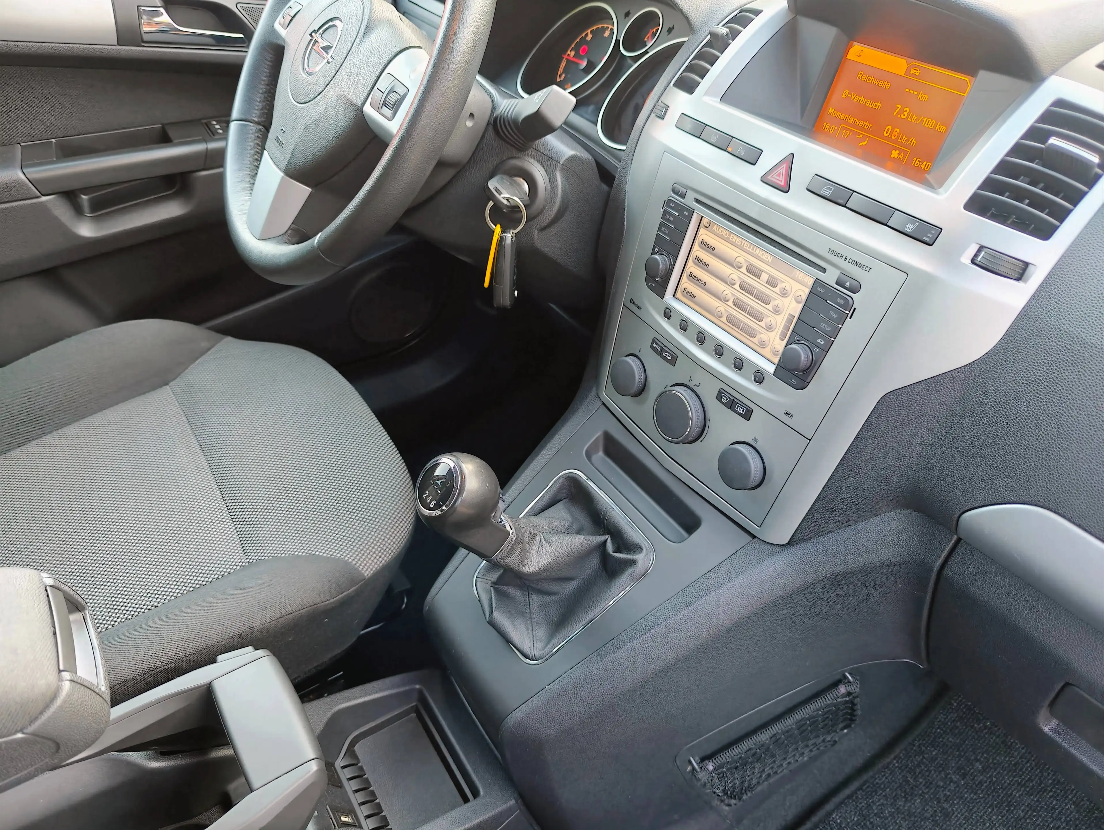 Opel Zafira Family 1,7 CDTI 6 Gang Schaltgetriebe/ Navigation / Klimaautomatik — photo 11