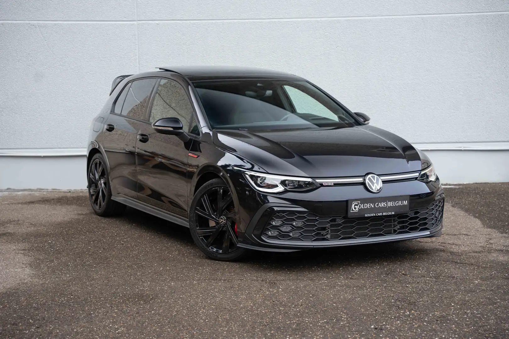 Volkswagen Golf GTI DSG/PANO/LED/HUD/ACC/CAMERA/CARPLAY/AMBIENTE crna - 2