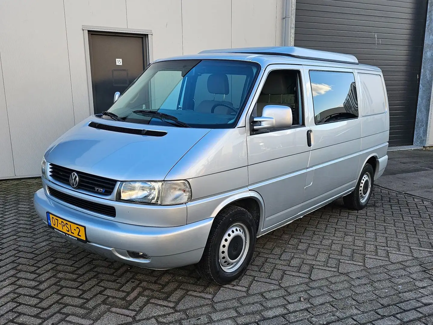 Volkswagen T4 California 2.5 TDI Zilver - 2