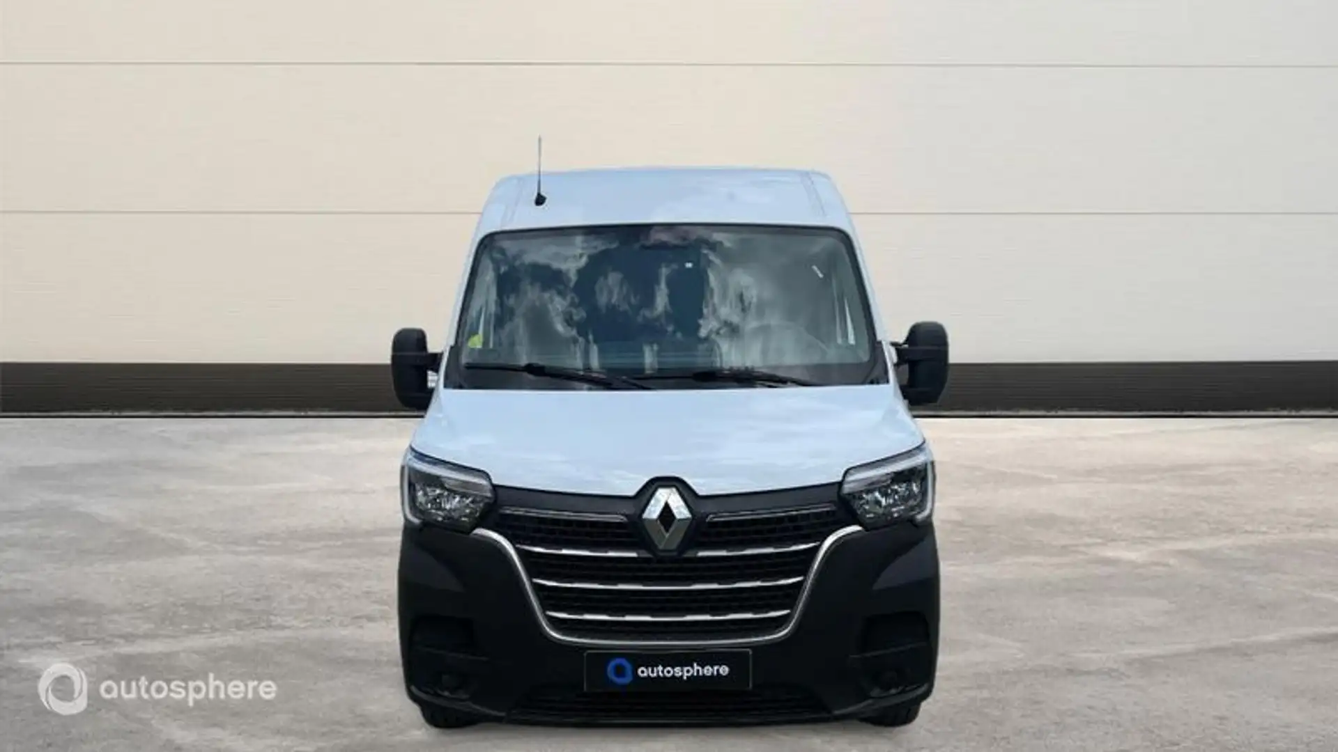 Renault Master F3300 L2H2 2.3 dCi 135ch Confort Euro6 - 2