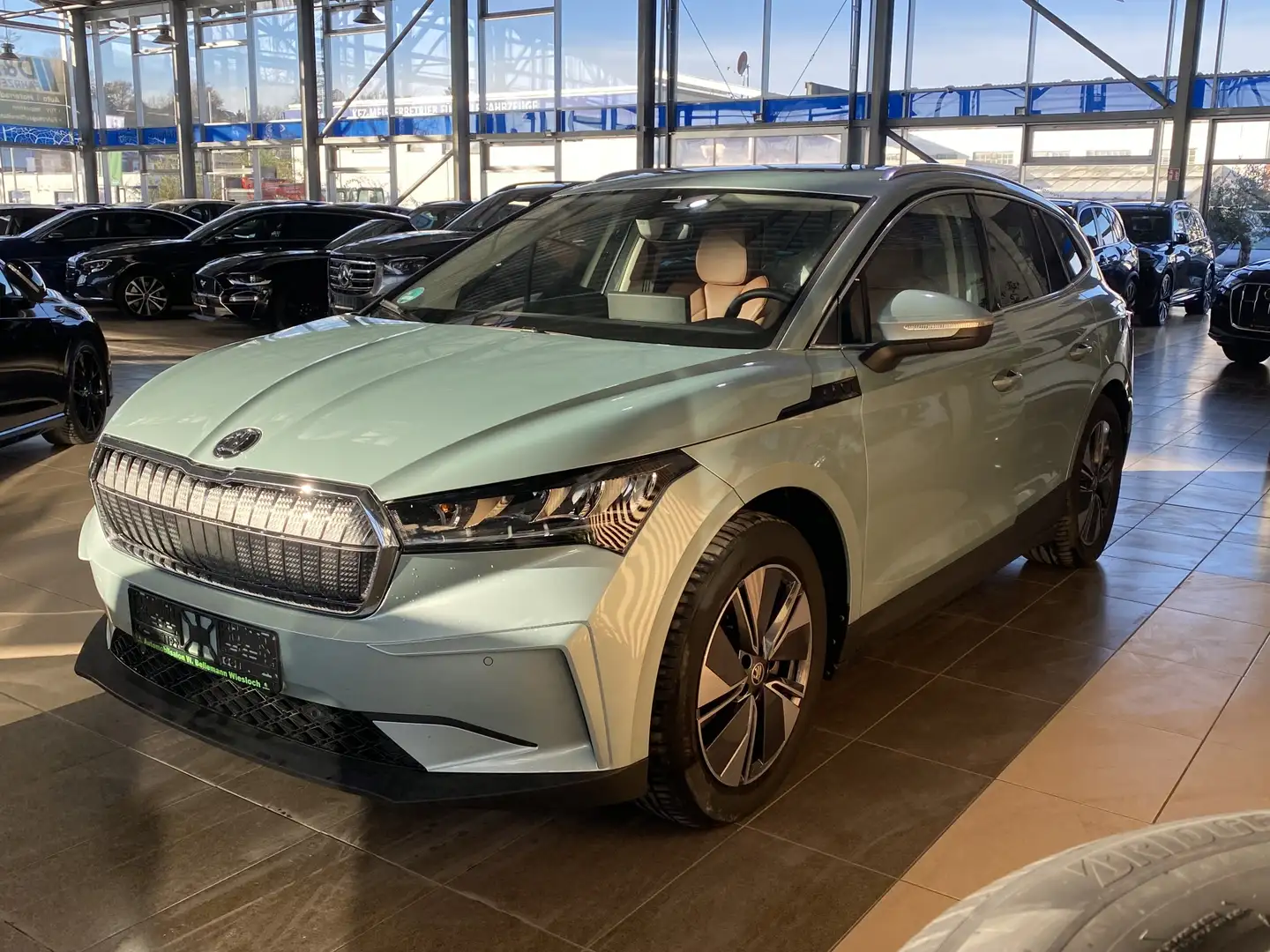 Skoda Enyaq 85 ecoSuite Pano. Leder Navi LED AHK Verde - 1