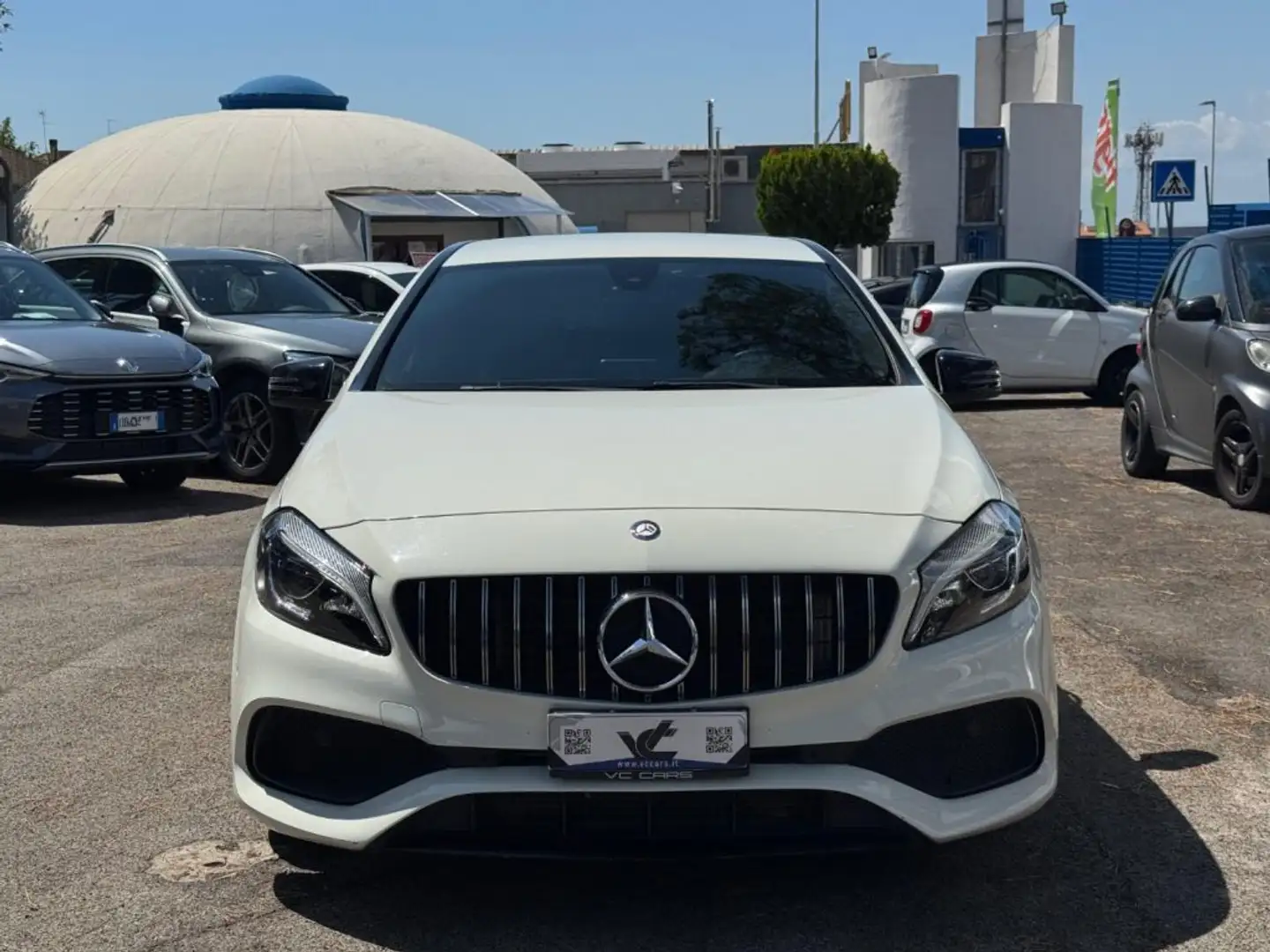 Mercedes-Benz A 200 d Premium Wit - 2