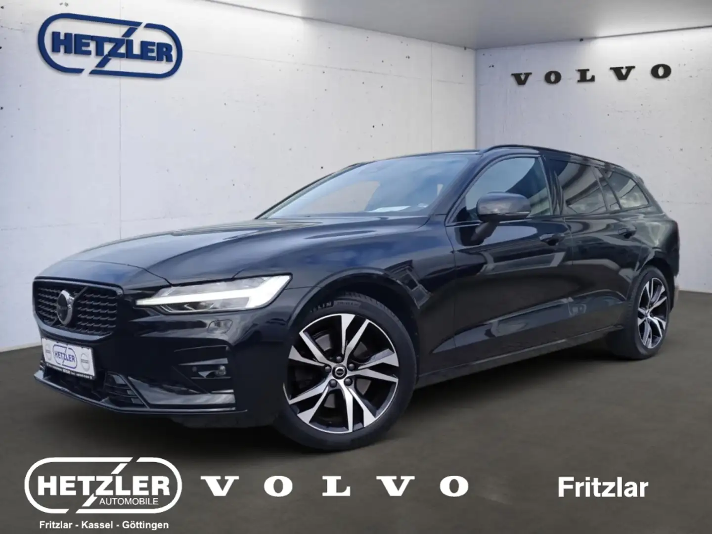 Volvo V60 B4 Mild-Hybrid Diesel Plus Dark 360-Grad Kamera Fa Schwarz - 1