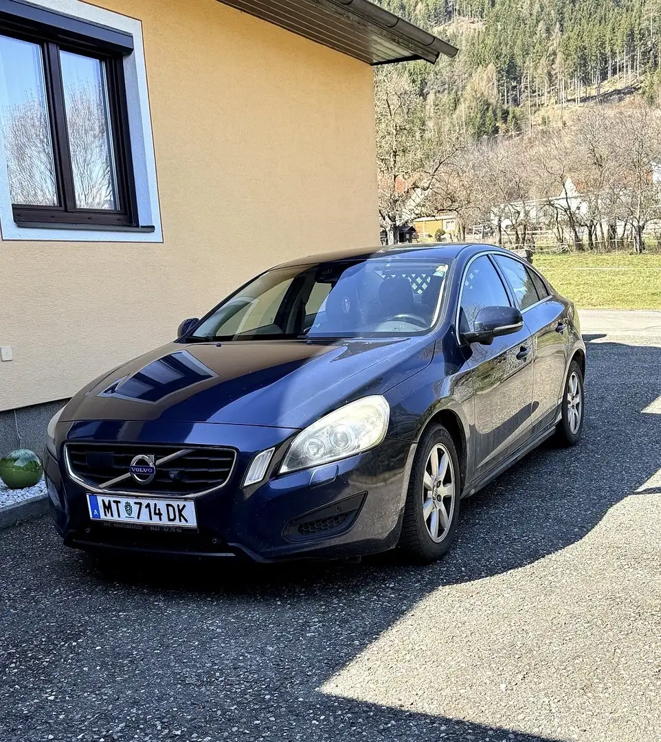 Volvo S60 D5 AWD Geartronic Summum - 1