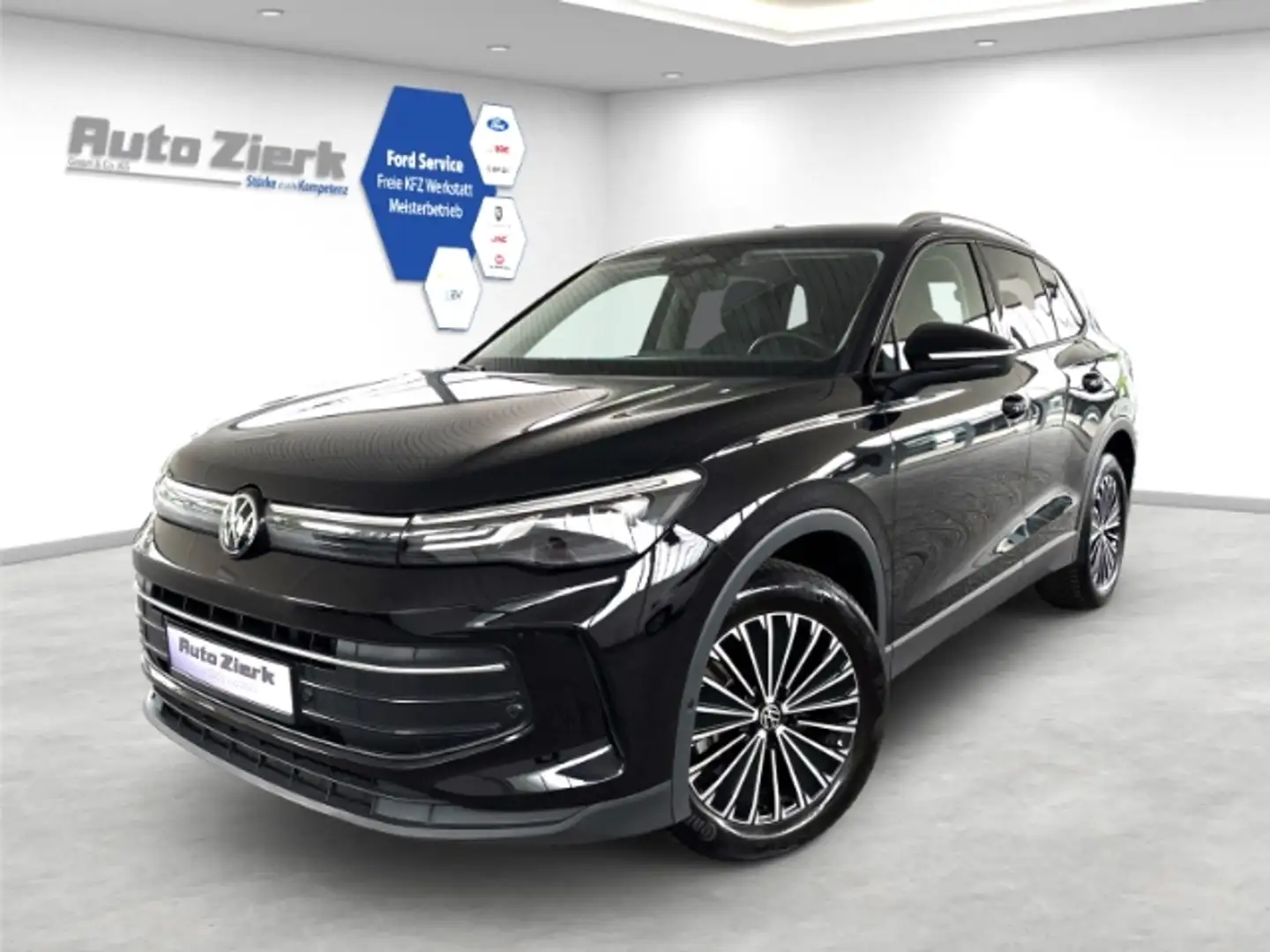 Volkswagen Tiguan 2.0 TDI Life Automatik ACC LED RFK Schwarz - 1