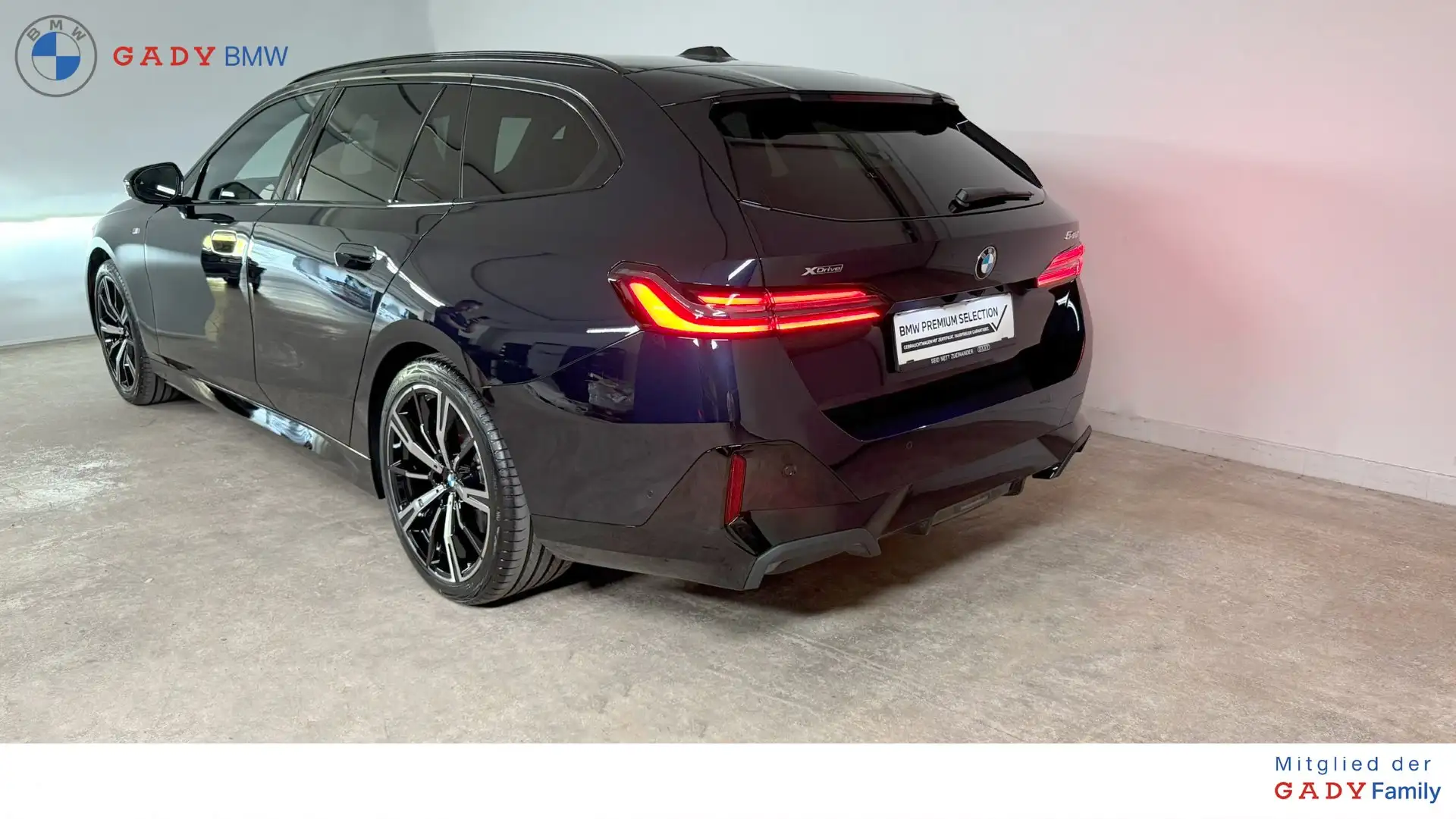 BMW 540 540d xDrive Schwarz - 2