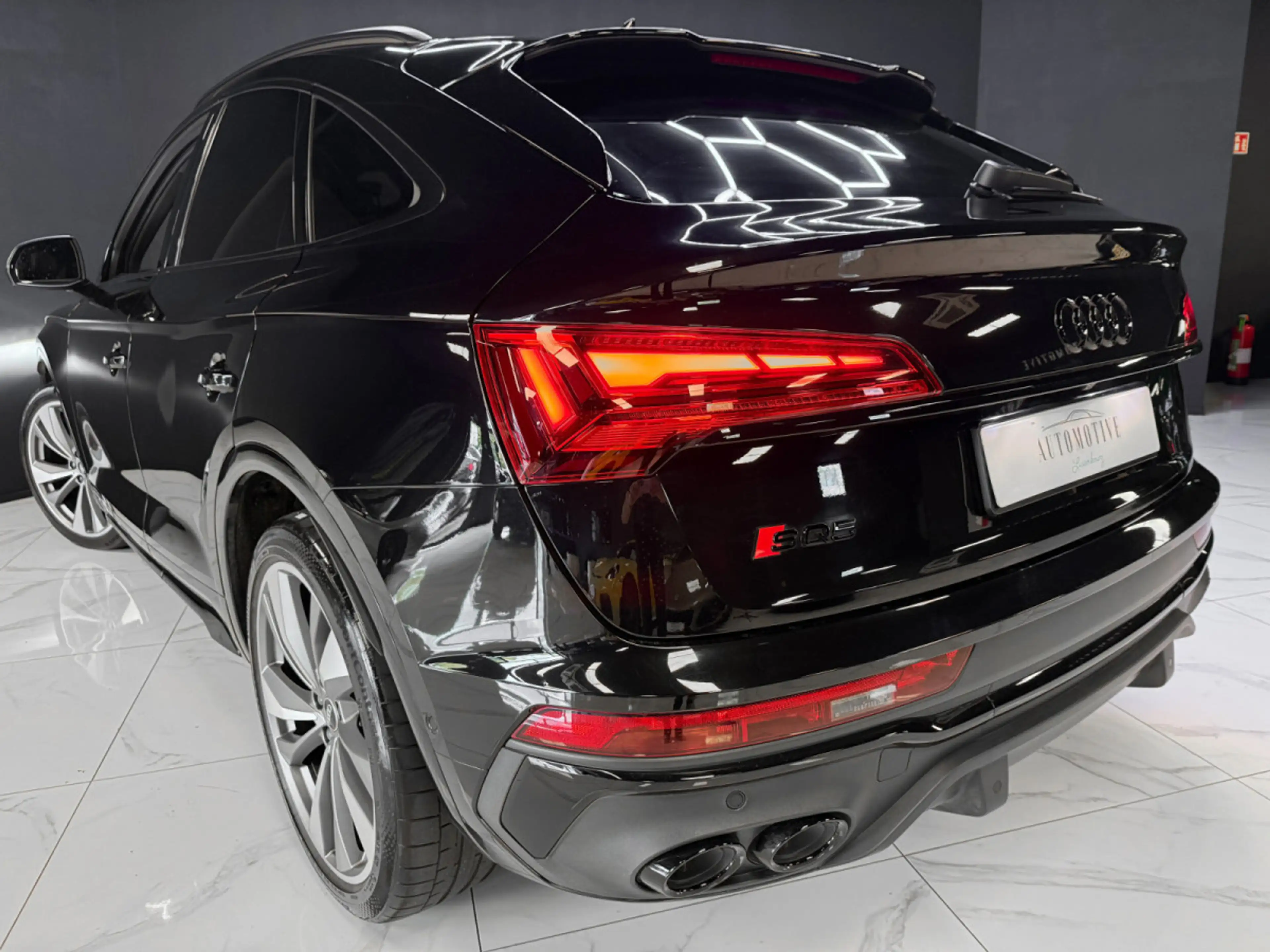 Audi SQ5 Sportback 3.0 TDI quattro — photo 9