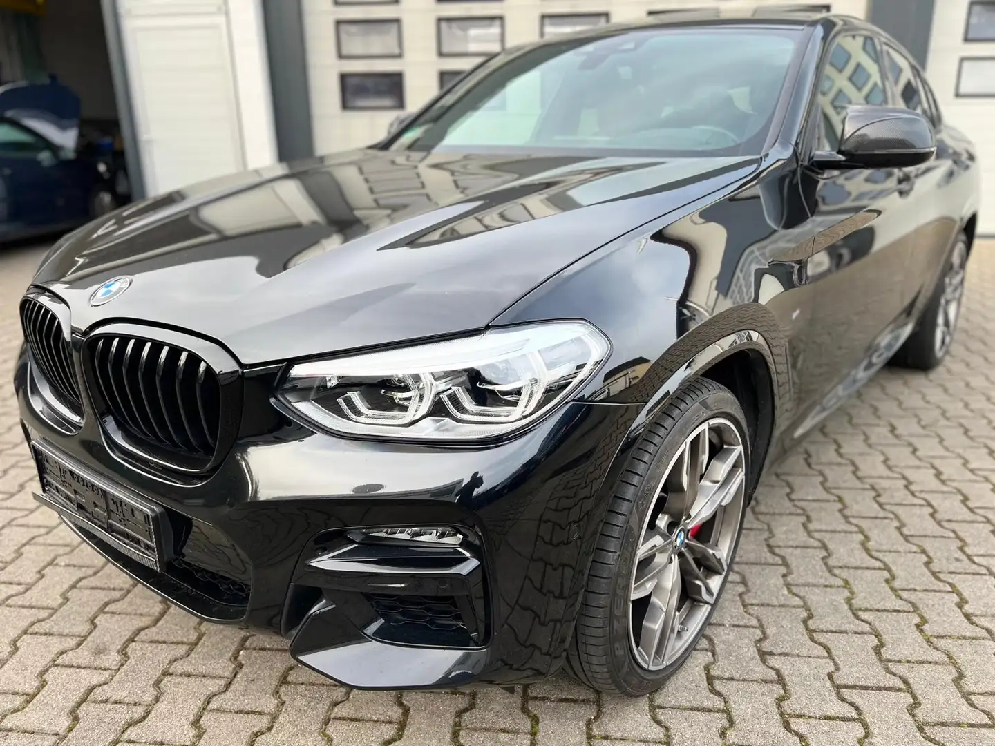 BMW X4 M M40 d Schwarz - 2