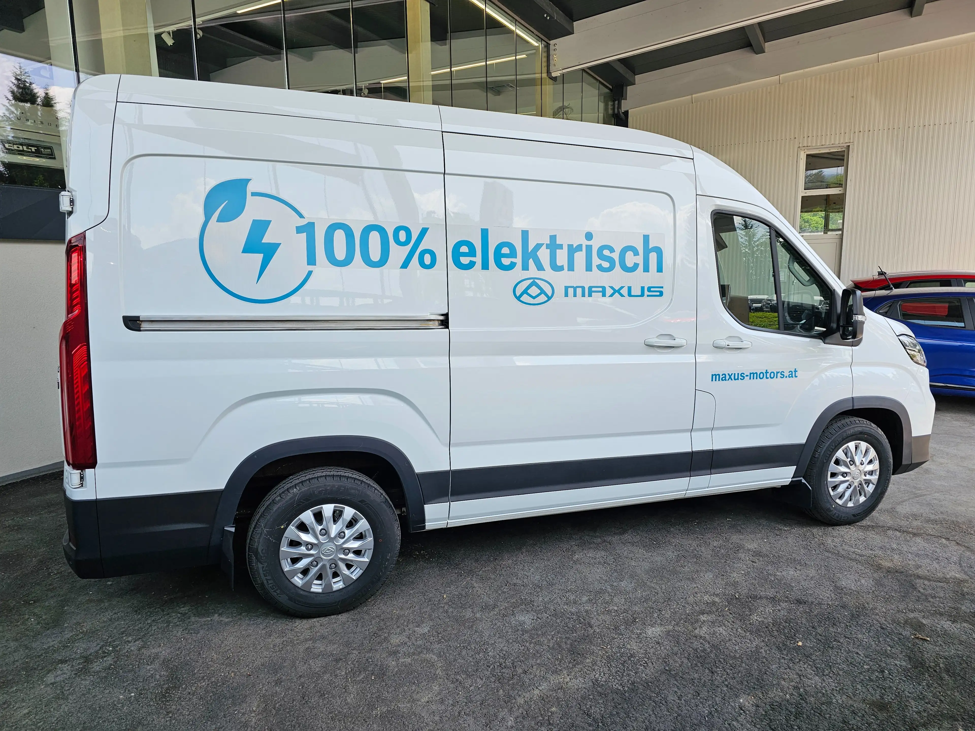Maxus eDeliver 9 Kasten 72kWh L2H2 — photo 2