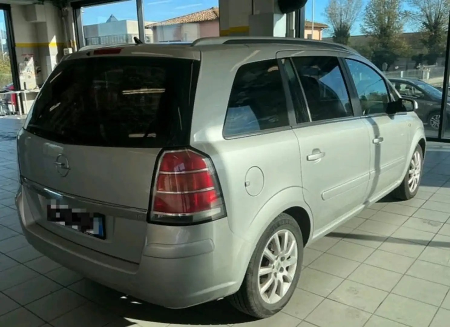 Opel Zafira 1.8 Benz. Cosmo 140cv !Unico Proprietario!! NEOP. Srebrny - 2