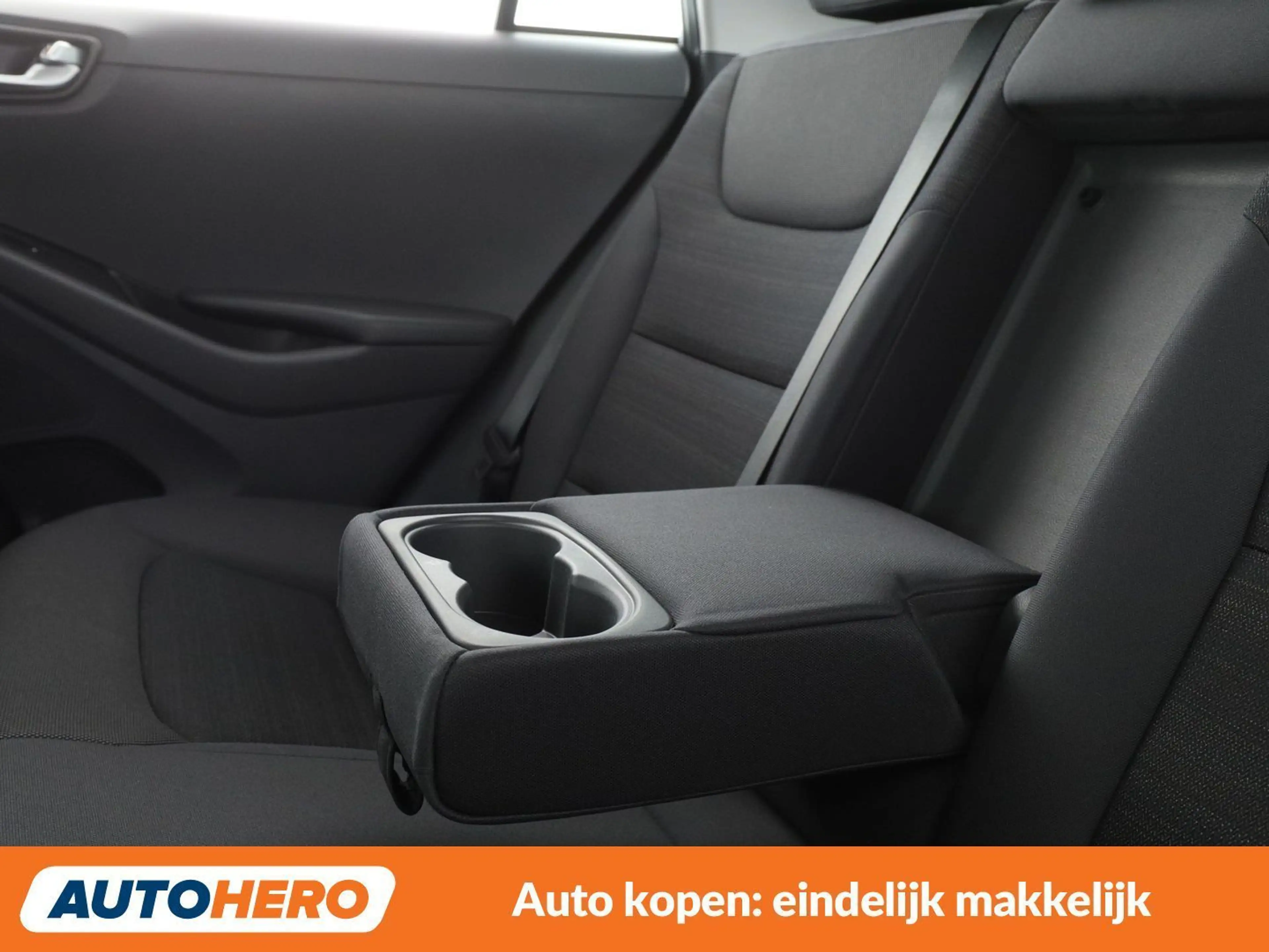 Hyundai IONIQ 1.6 Hybrid Style — photo 11