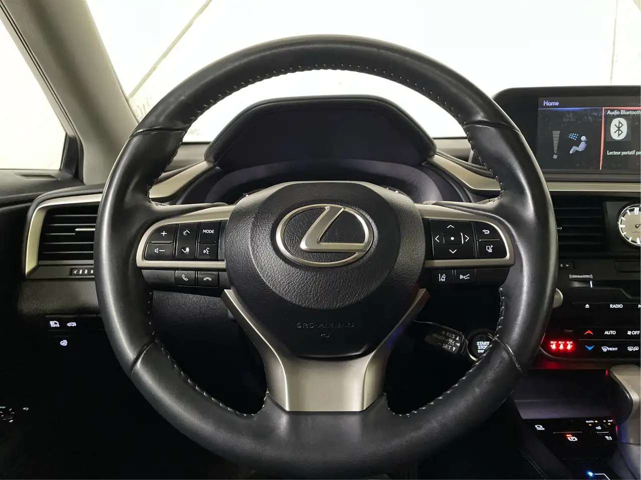 Lexus RX снимка Lexus RX