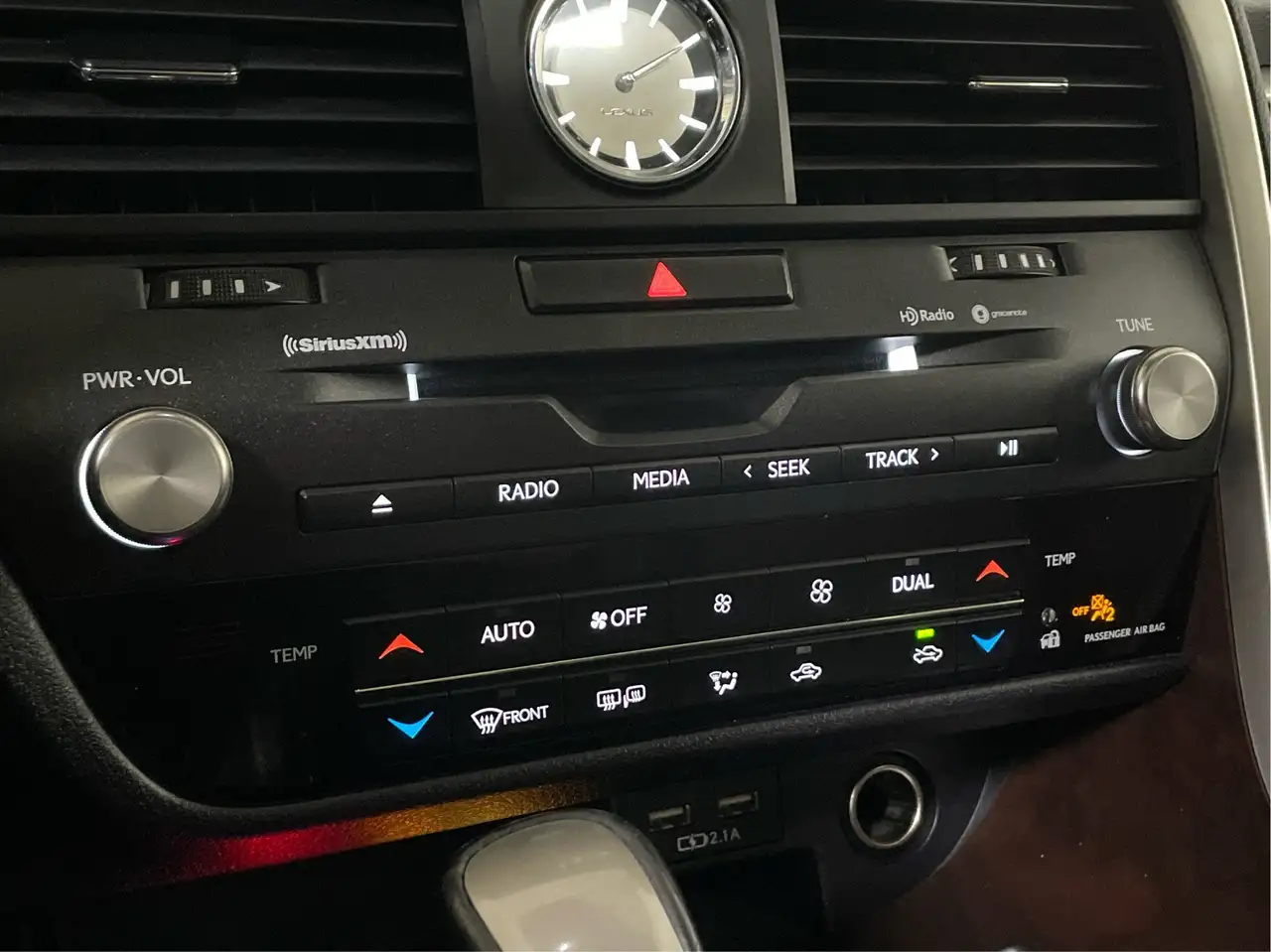 Lexus RX снимка Lexus RX