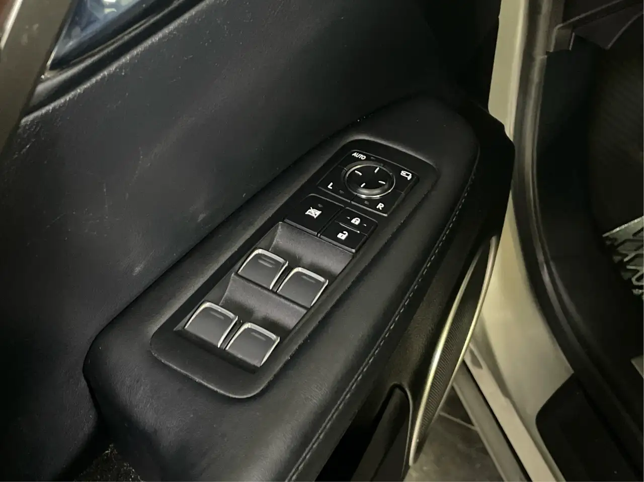 Lexus RX снимка Lexus RX