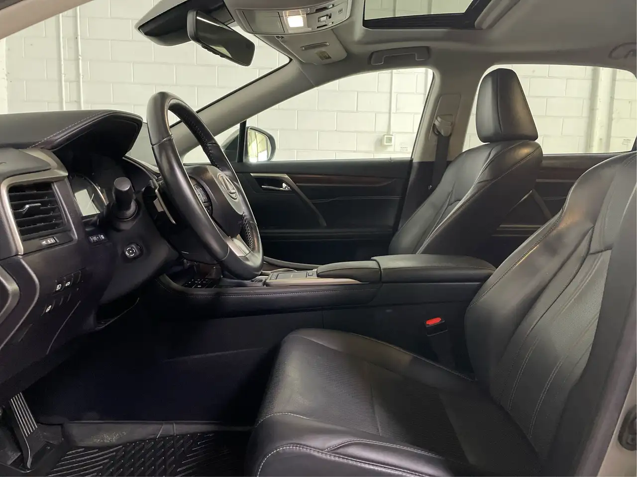Lexus RX снимка Lexus RX