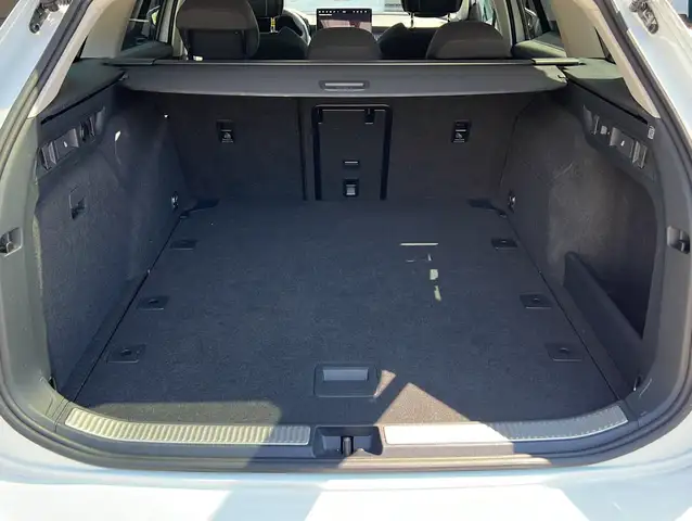 Skoda Superb view 7