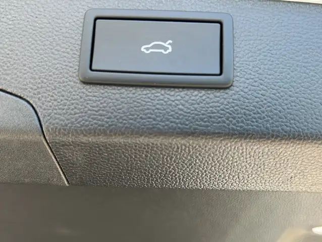 Skoda Superb view 9