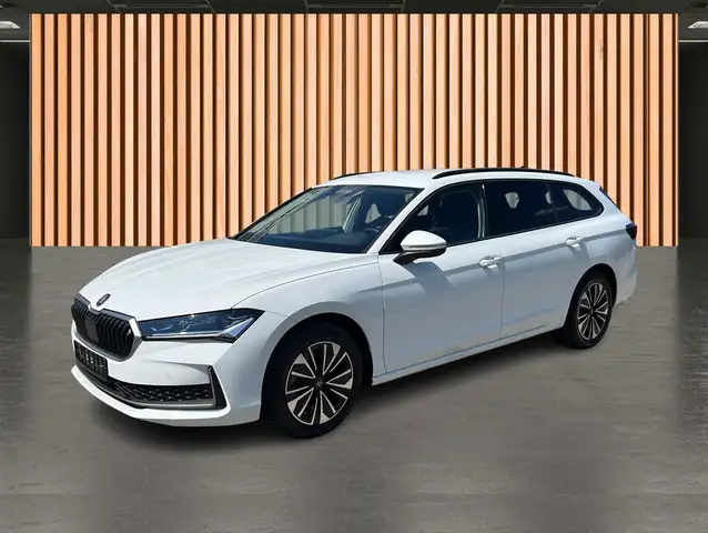 Skoda Superb view 2
