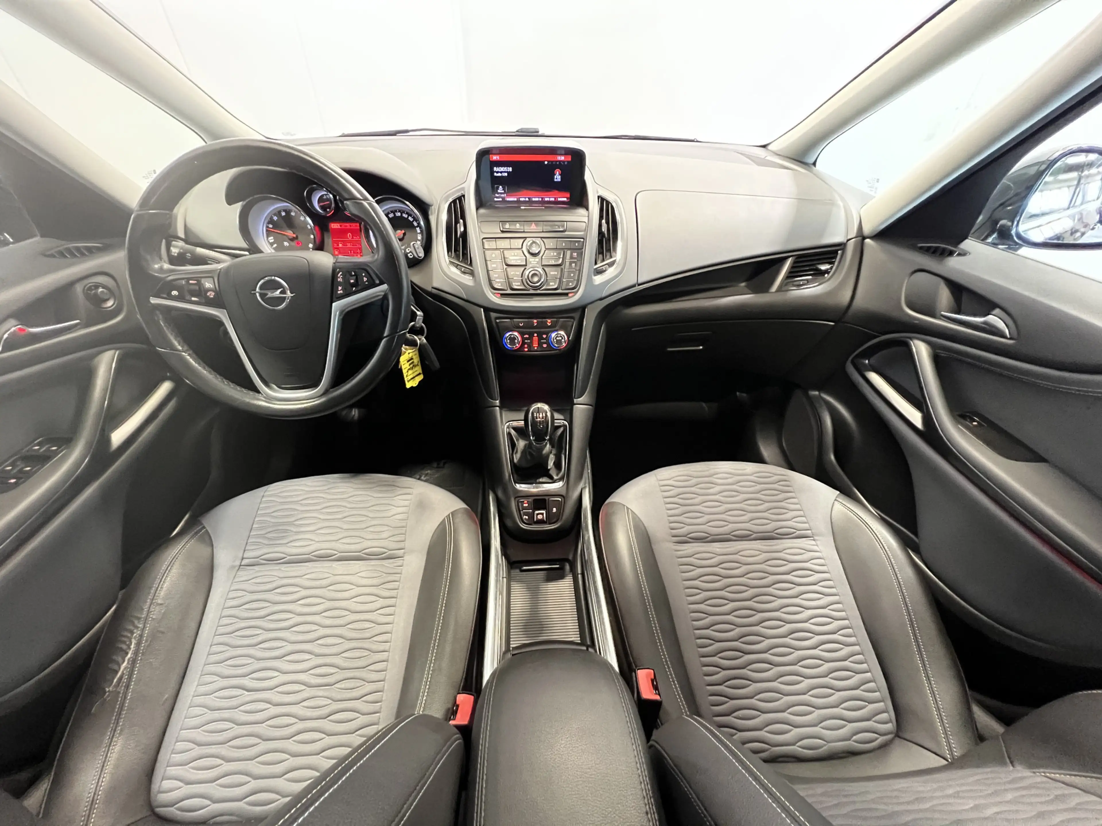 Opel Zafira Tourer 1.4 Cosmo 7p. | Lichtmetalen Velgen 17" | Cruise C — photo 5